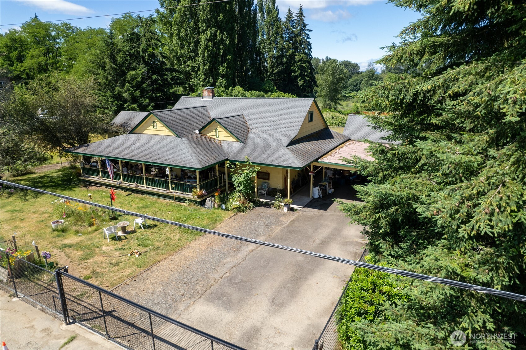 423 Franz Anderson Road SE