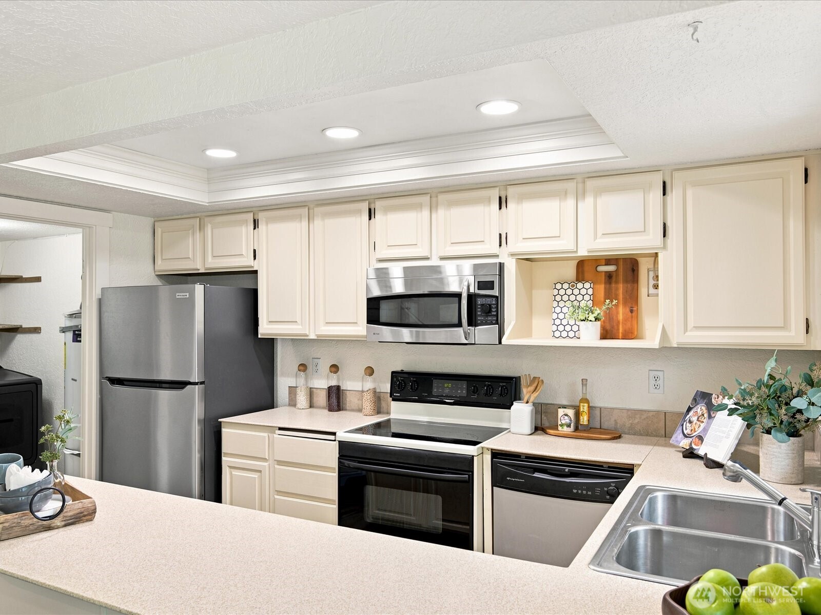 12600 4th Avenue W Unit: 9C
