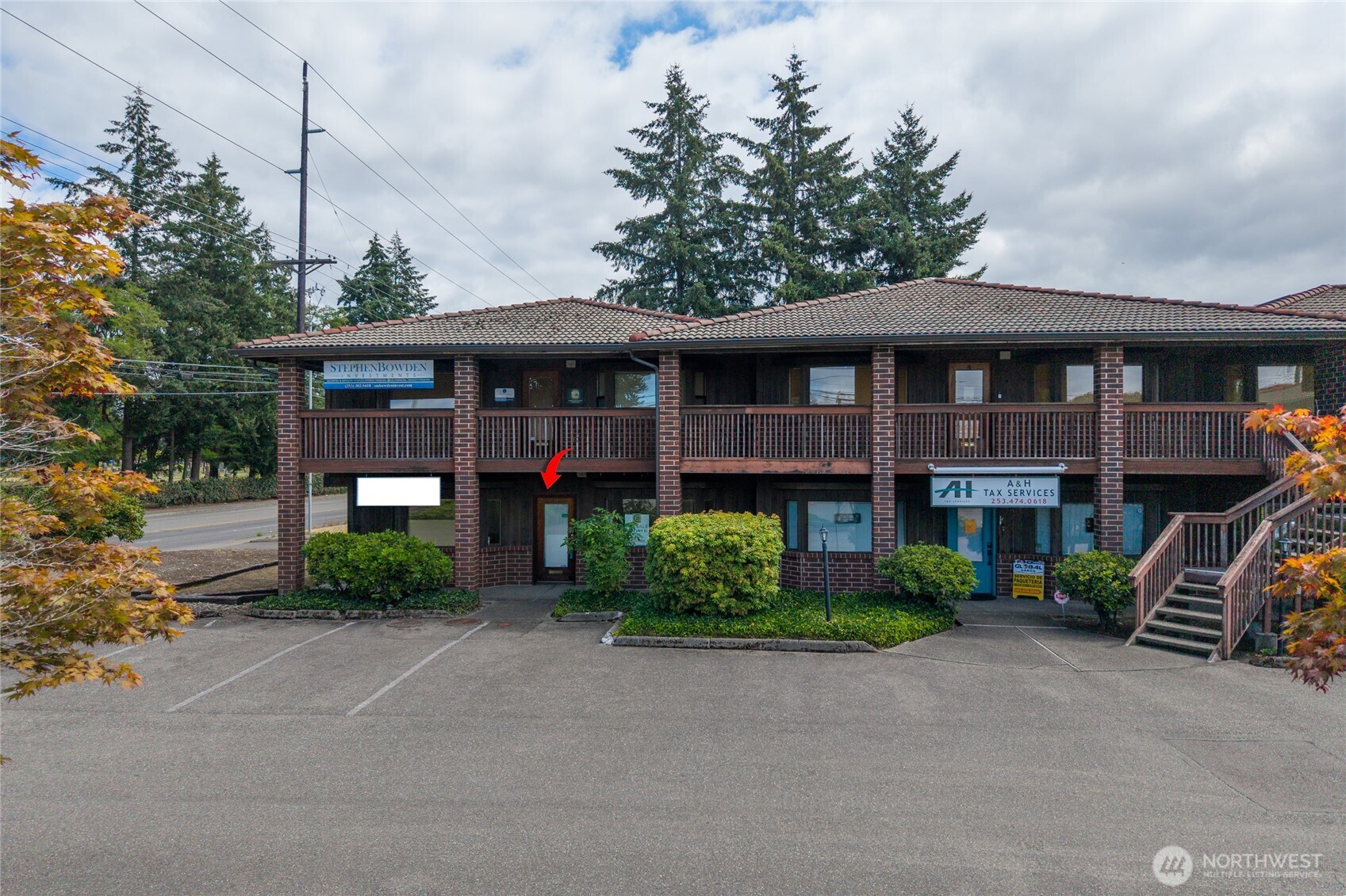 7403 Lakewood Drive W Unit: 1