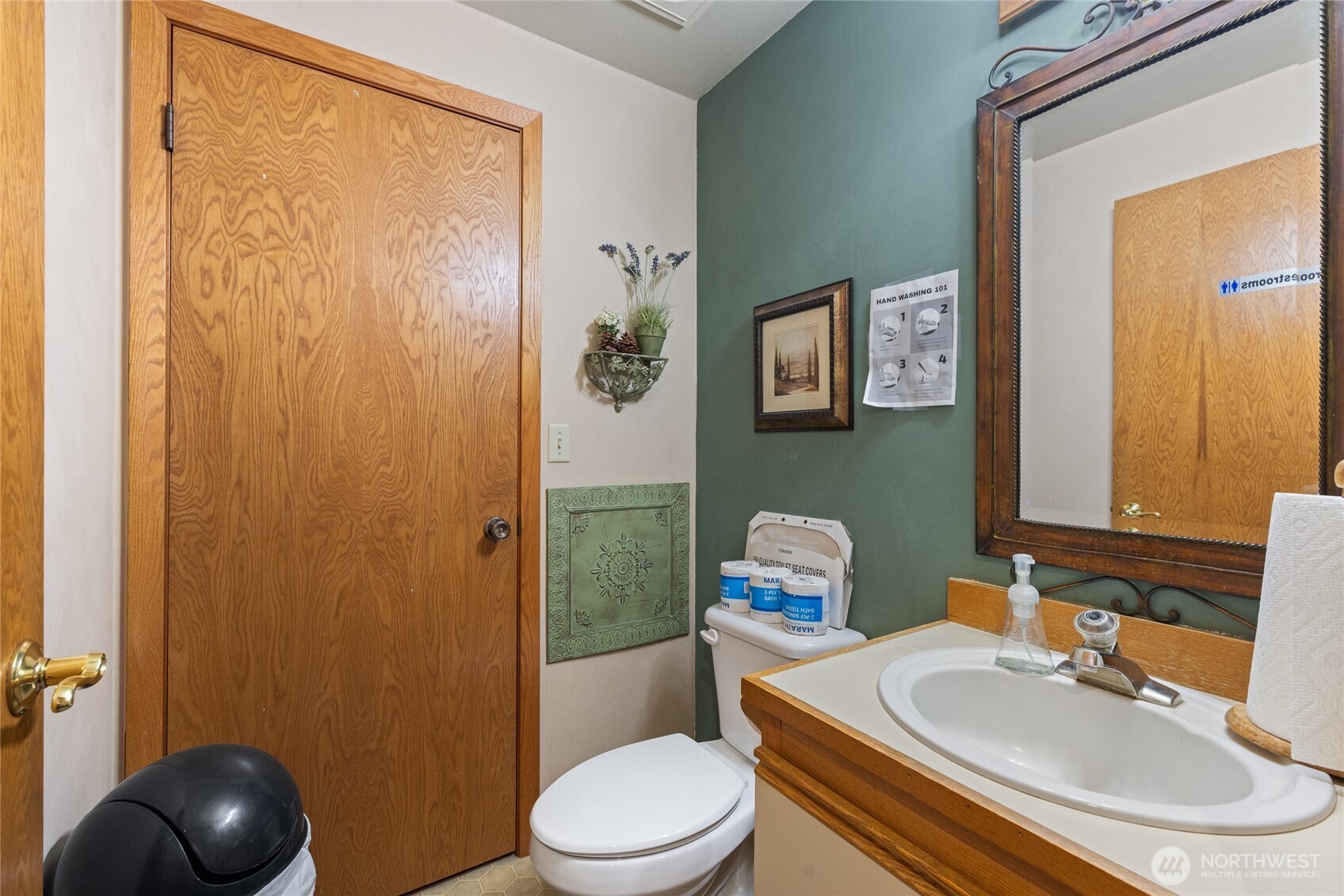 7403 Lakewood Drive W Unit: 1