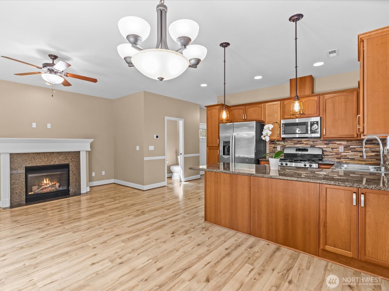 16282 2nd Pl S Unit: 2
