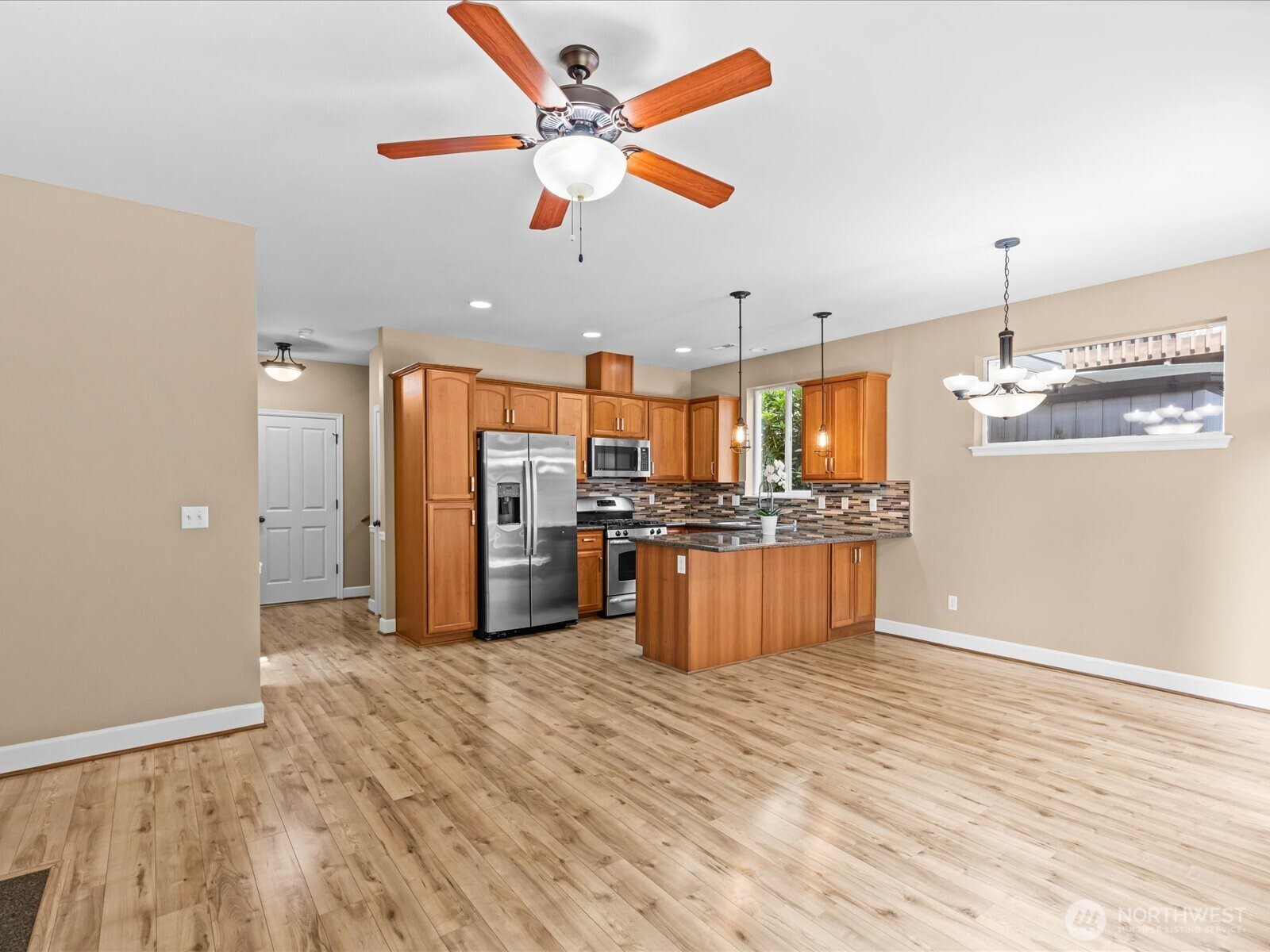 16282 2nd Pl S Unit: 2