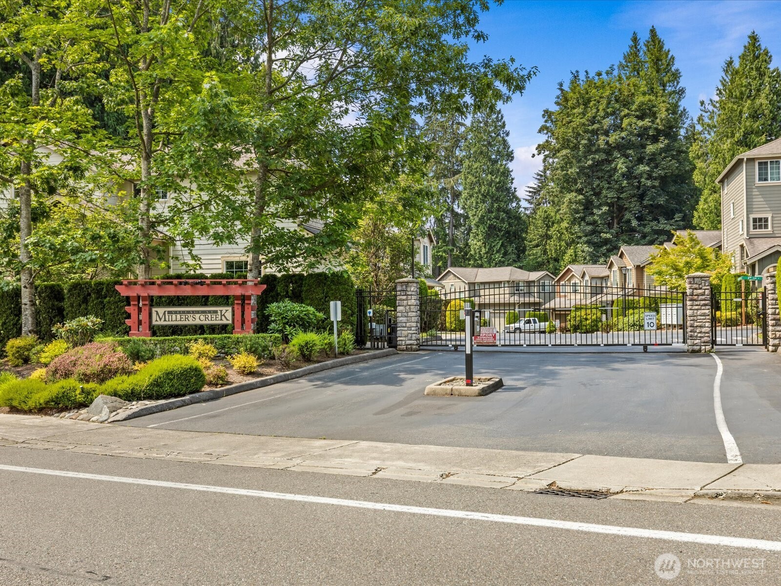 16282 2nd Pl S Unit: 2