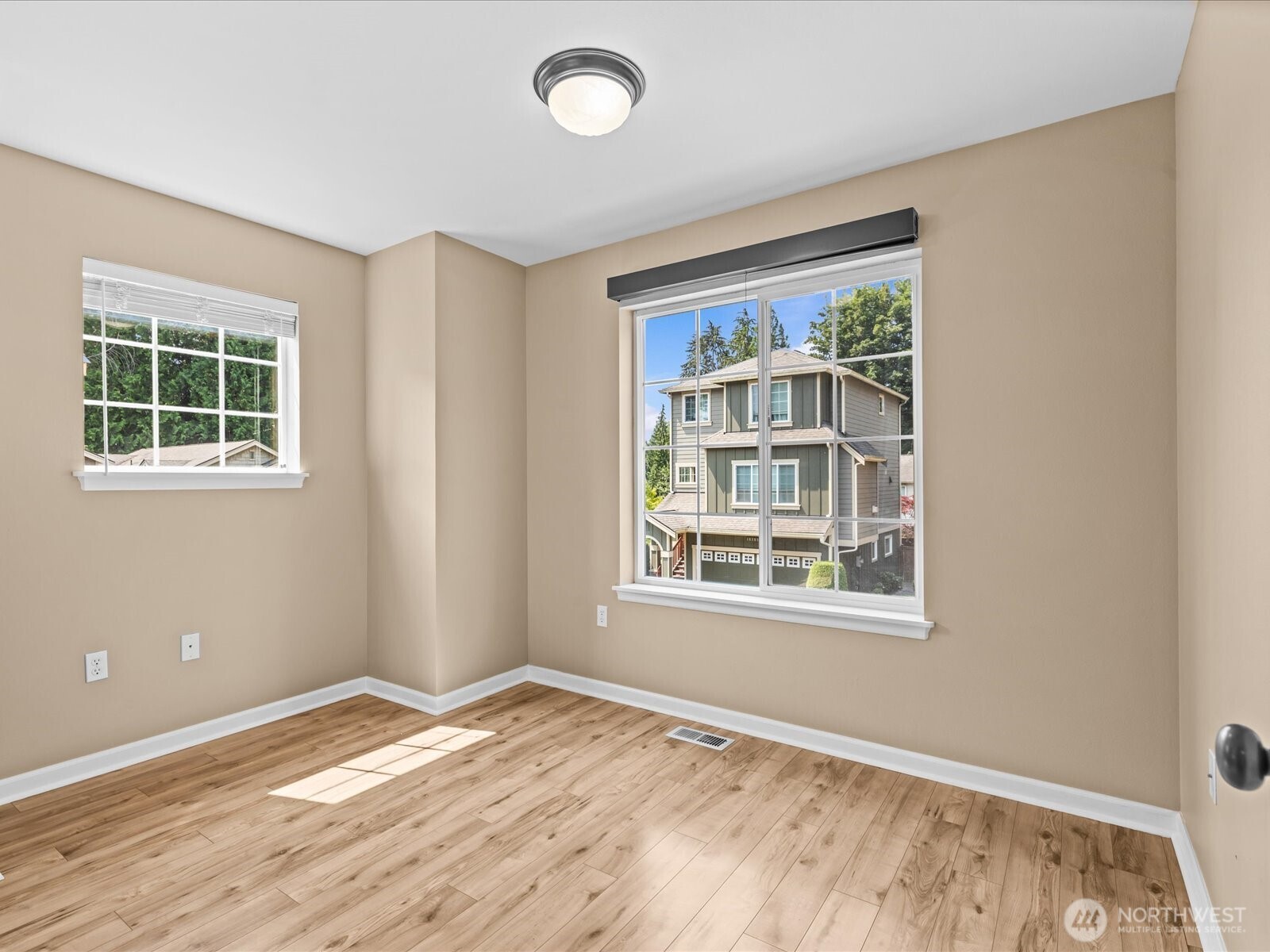 16282 2nd Pl S Unit: 2