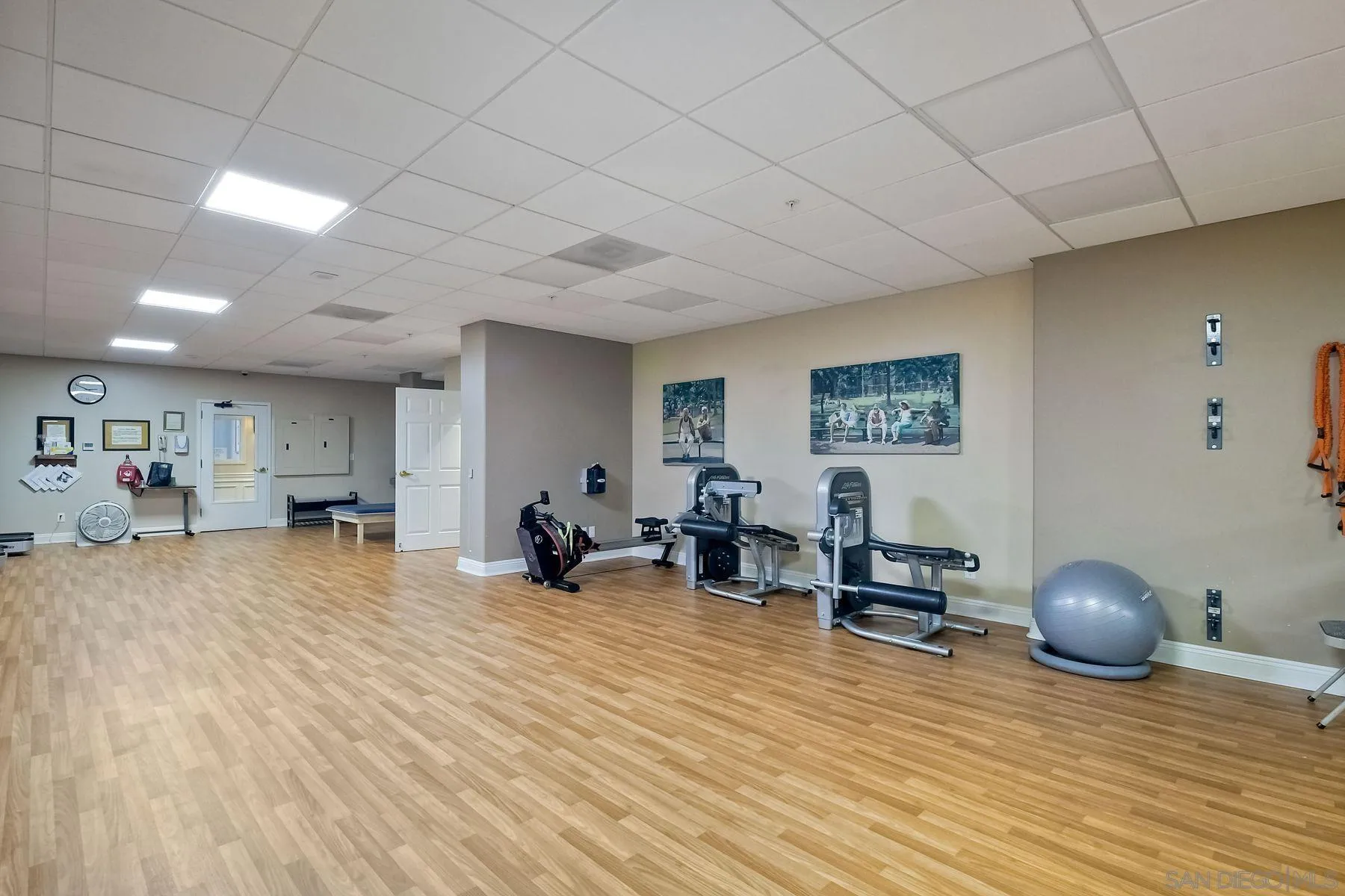 3890 Nobel Dr. Unit 810