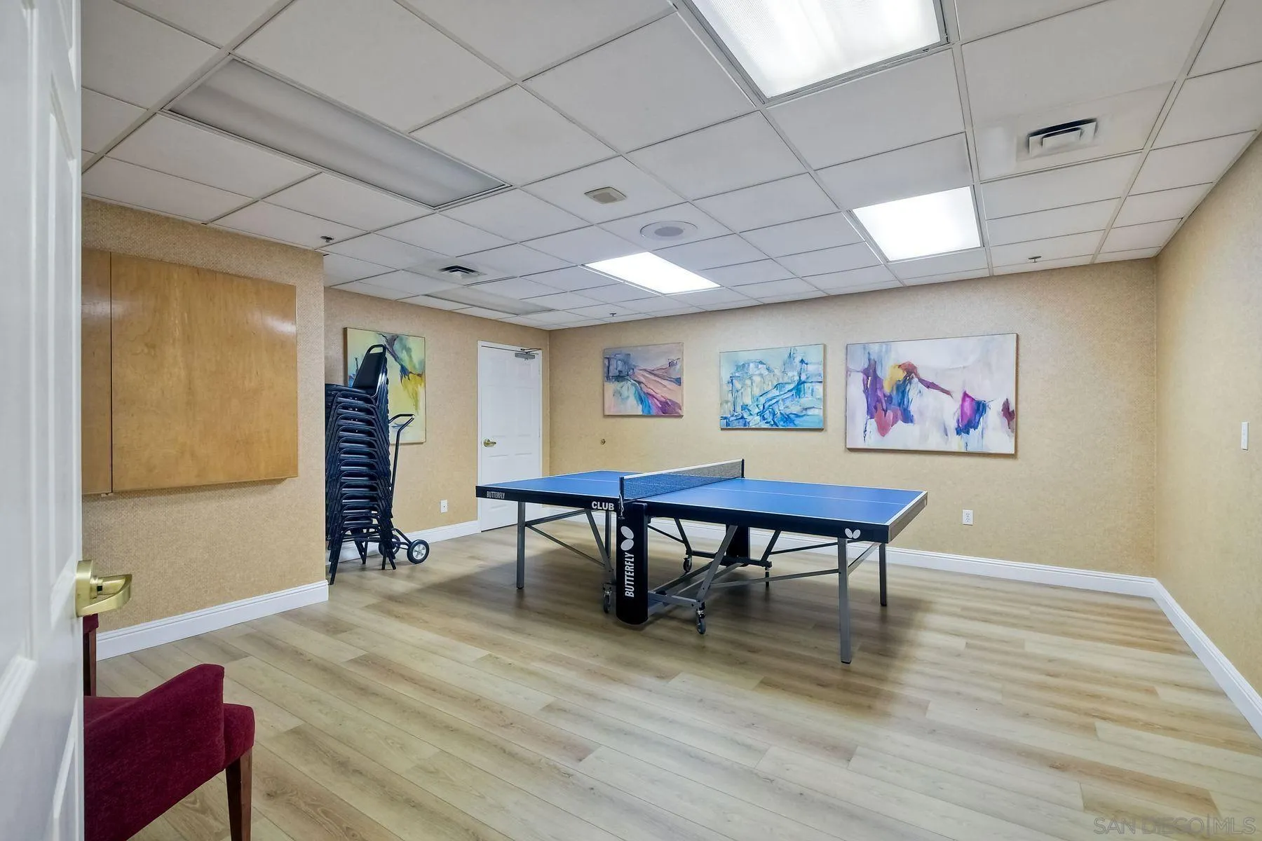 3890 Nobel Dr. Unit 810