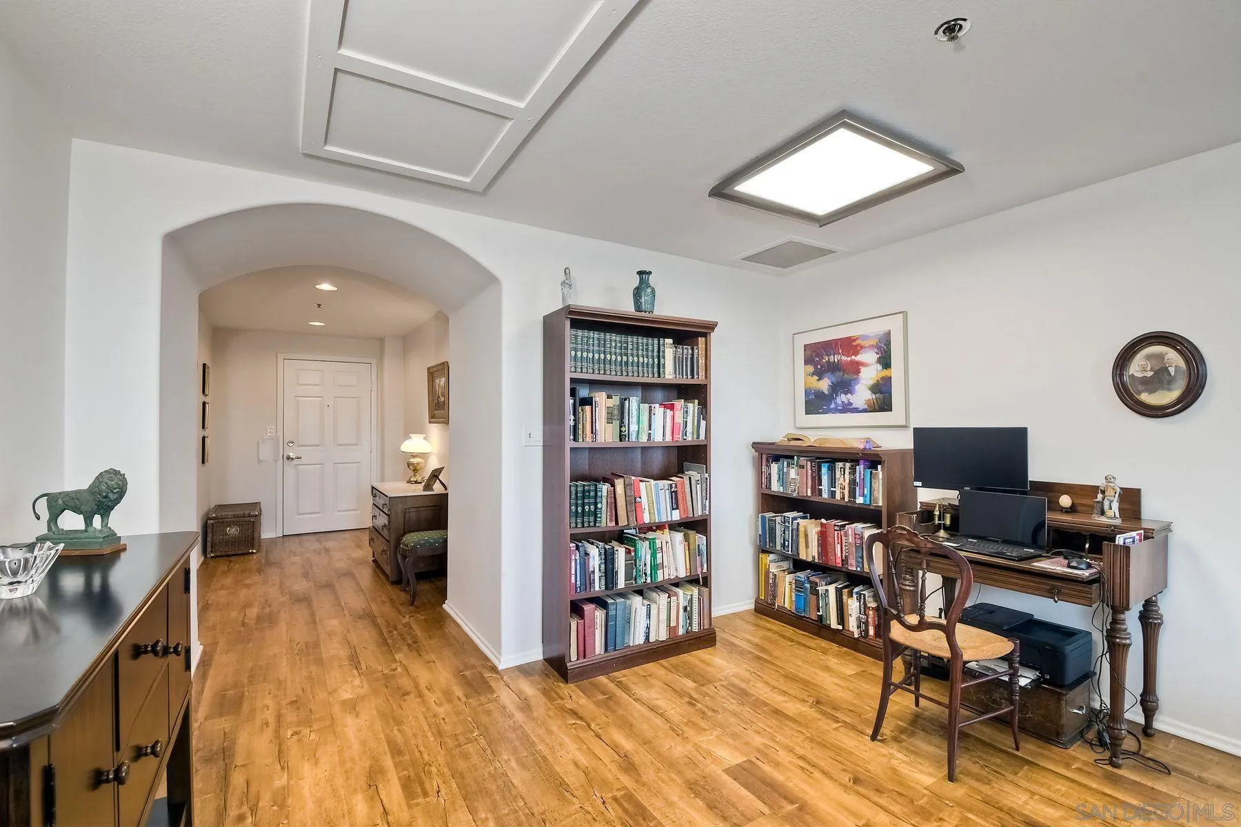 3890 Nobel Dr. Unit 810