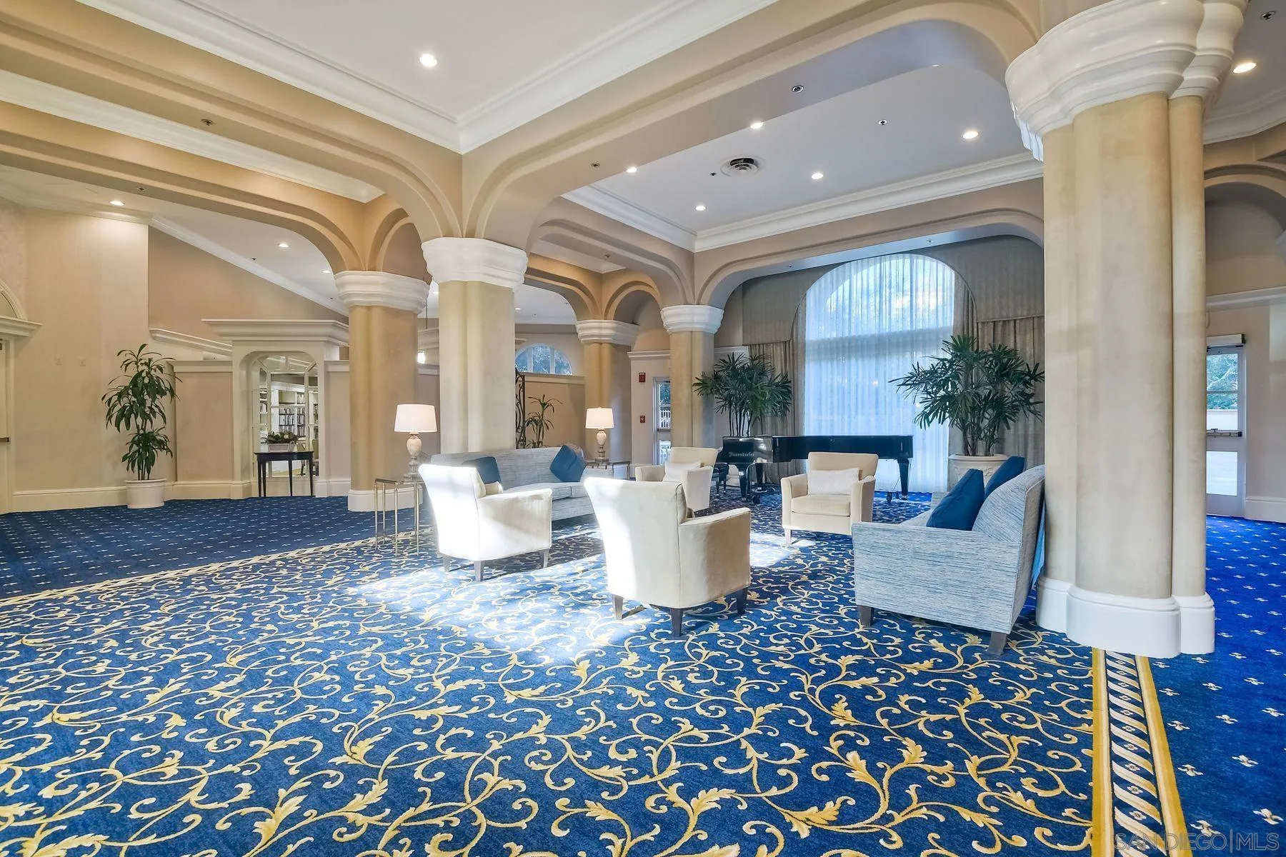 3890 Nobel Dr. Unit 810