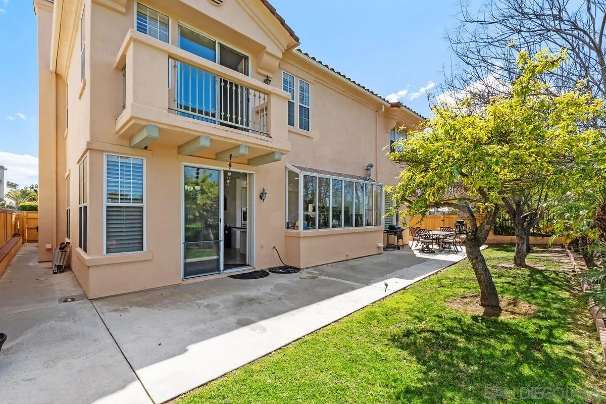1095 Waterville Lake Rd