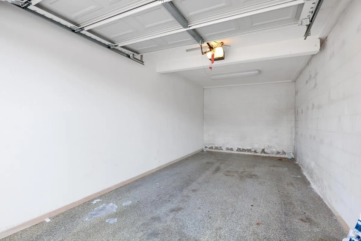 317 Pine Ave Unit 204