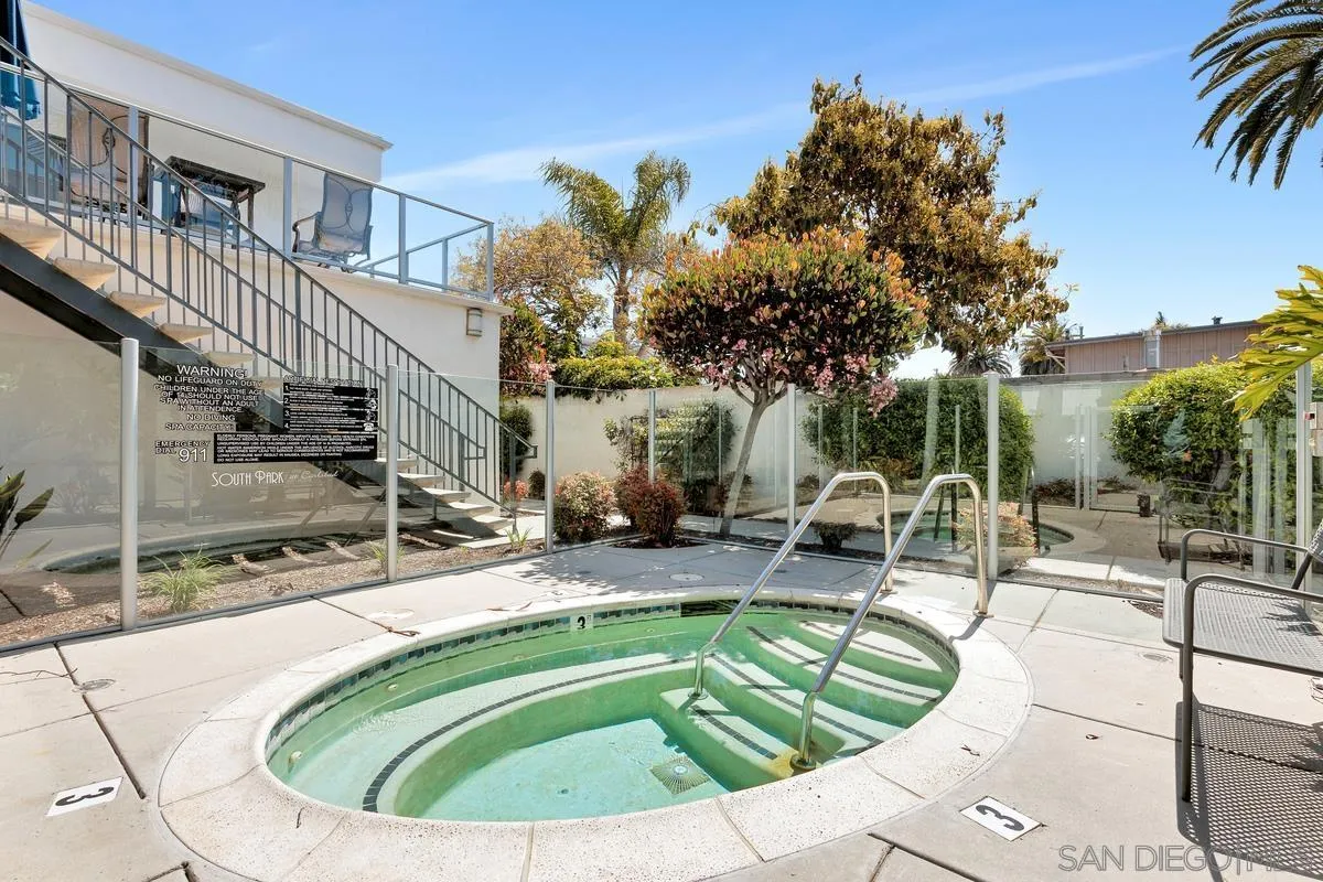 317 Pine Ave Unit 204