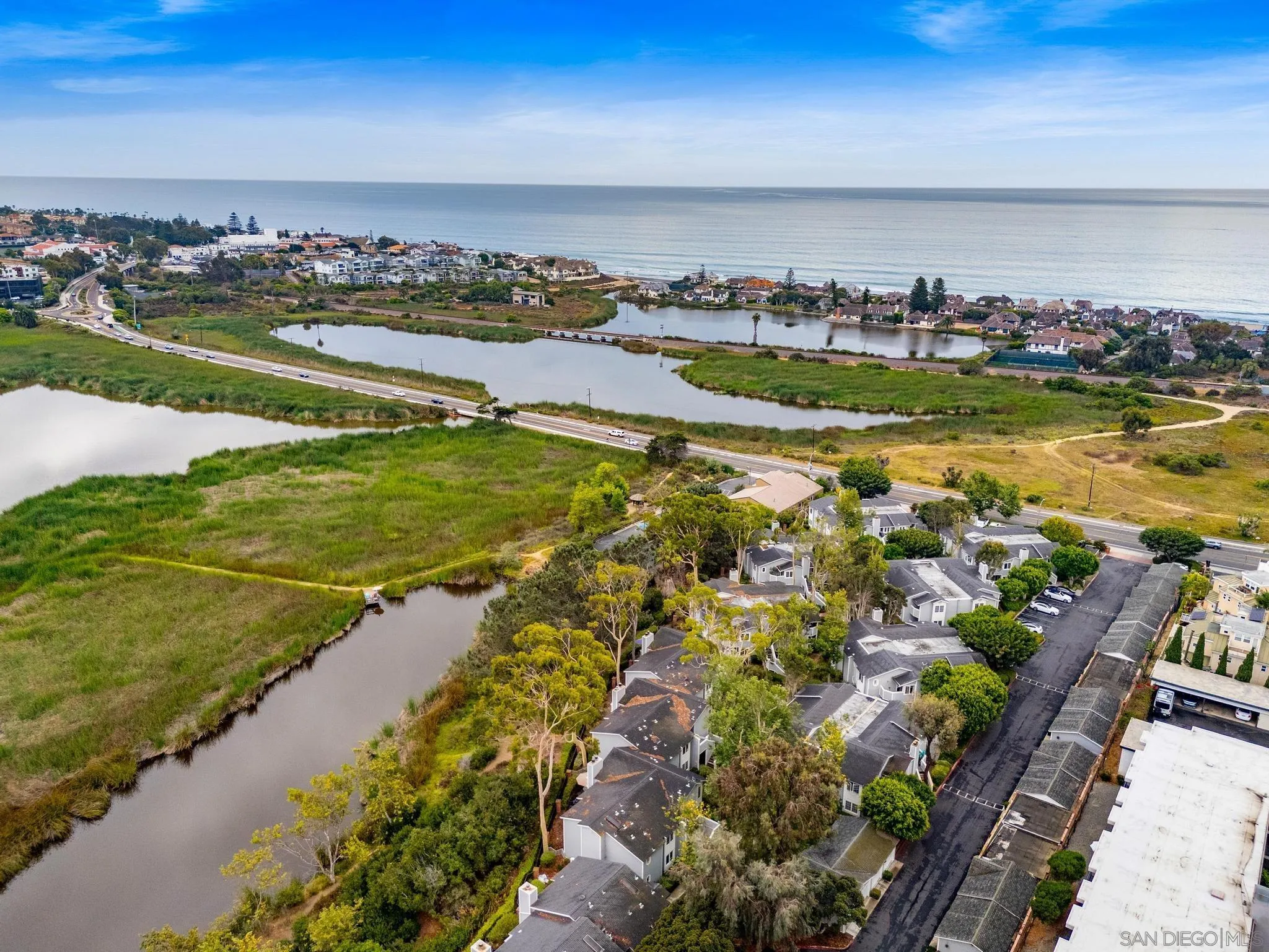 2142 S Coast Hwy