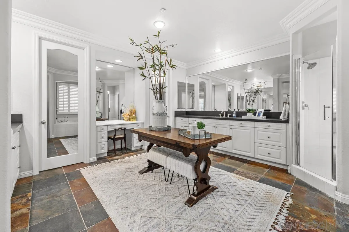 16115 Palomino Valley Ct