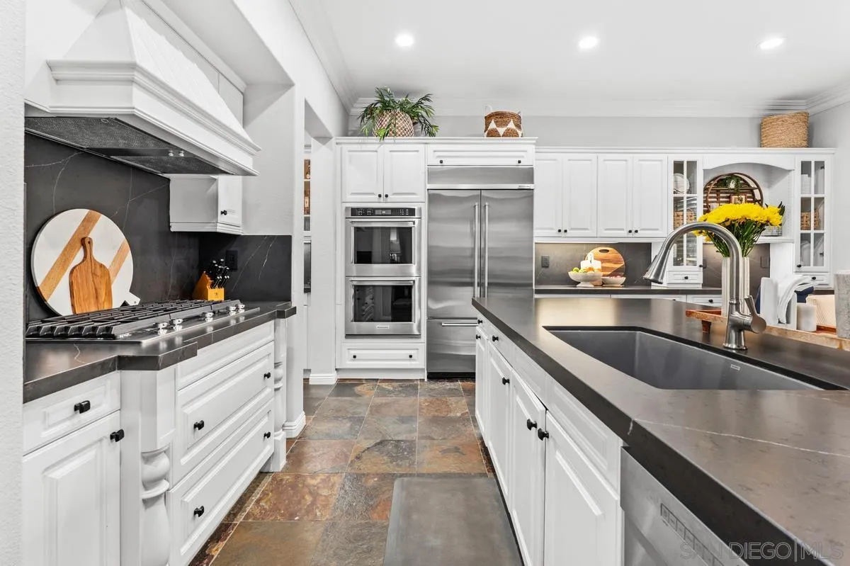 16115 Palomino Valley Ct