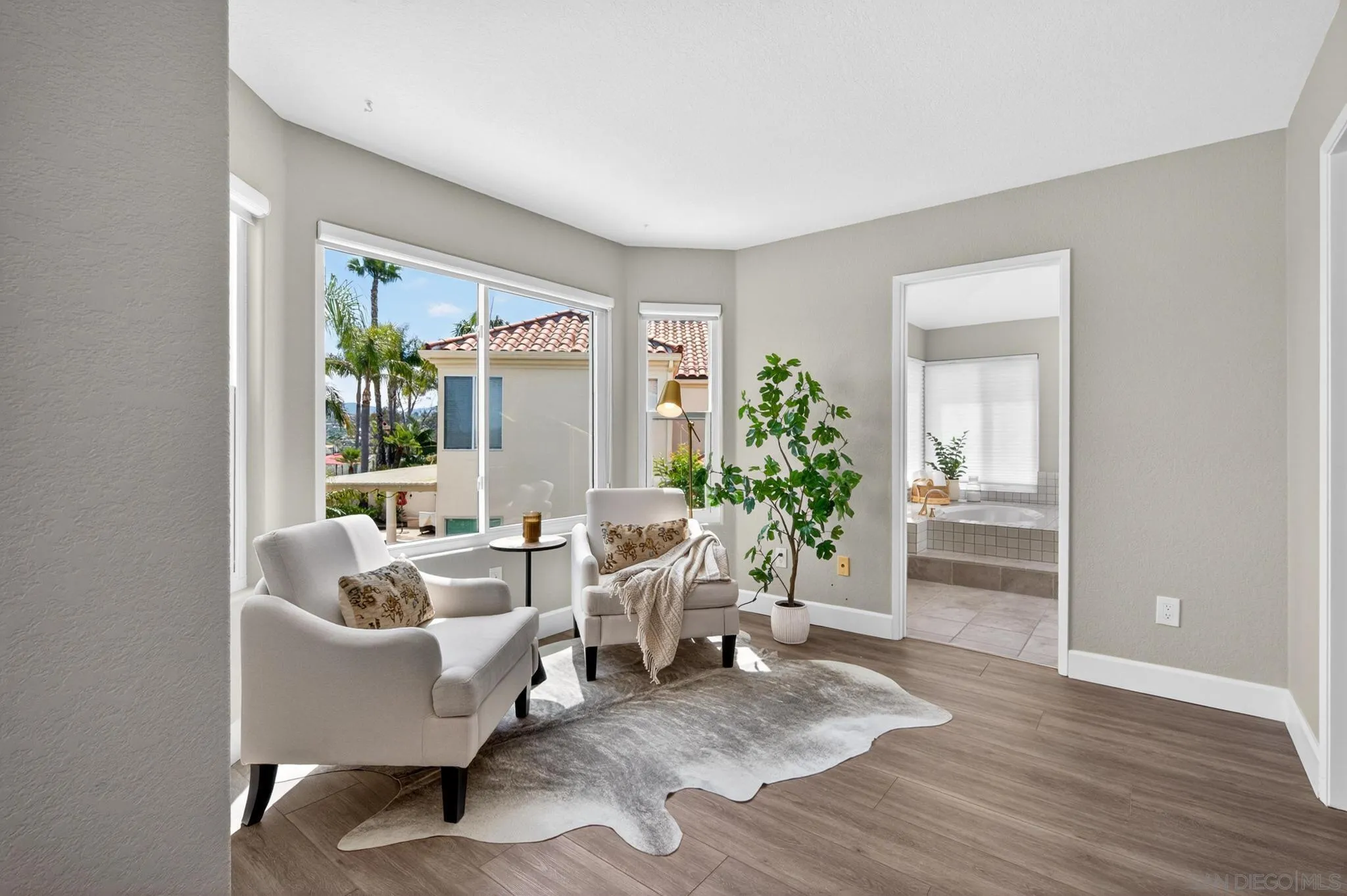 12262 Avenida Consentido