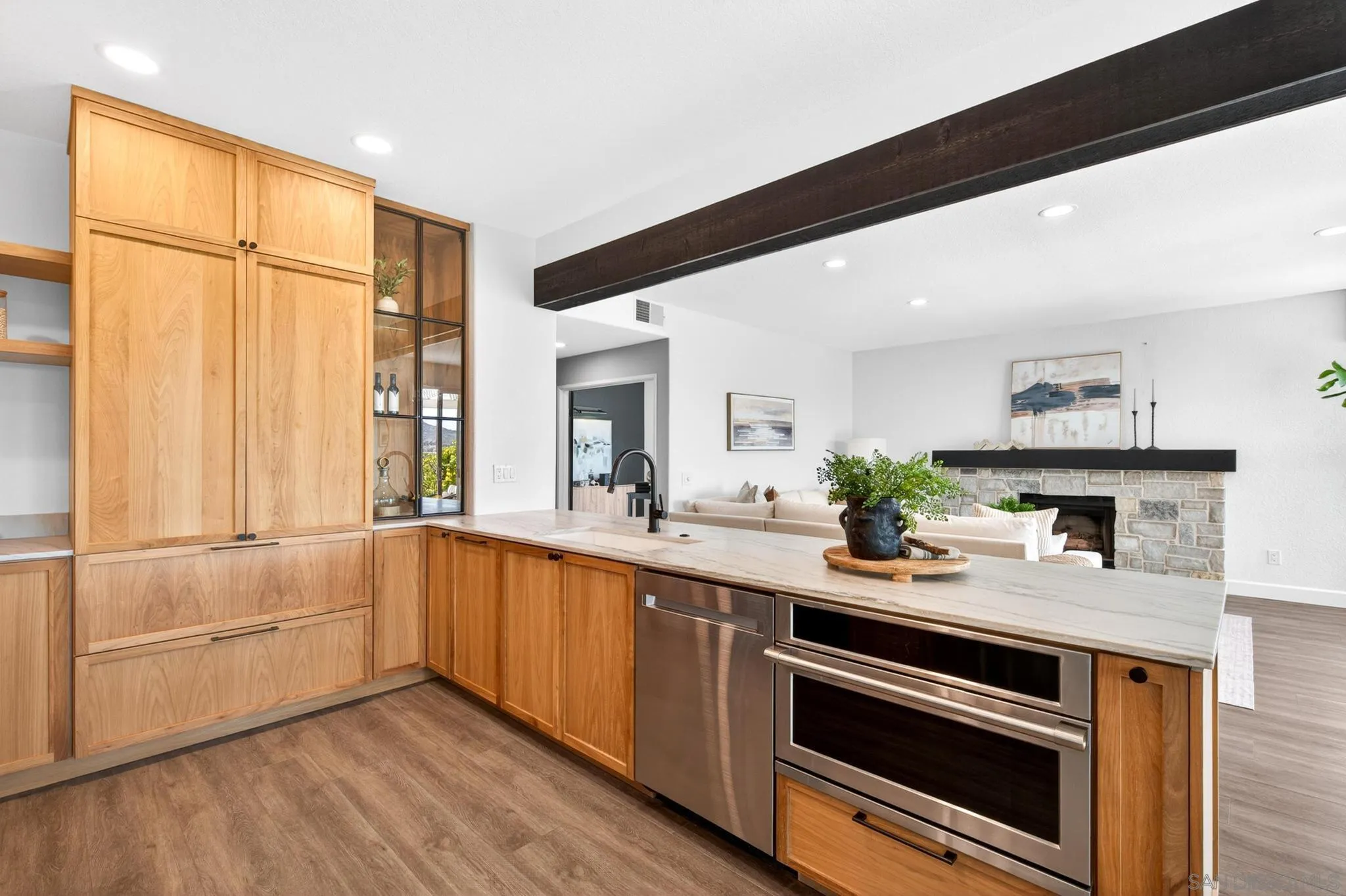 12262 Avenida Consentido