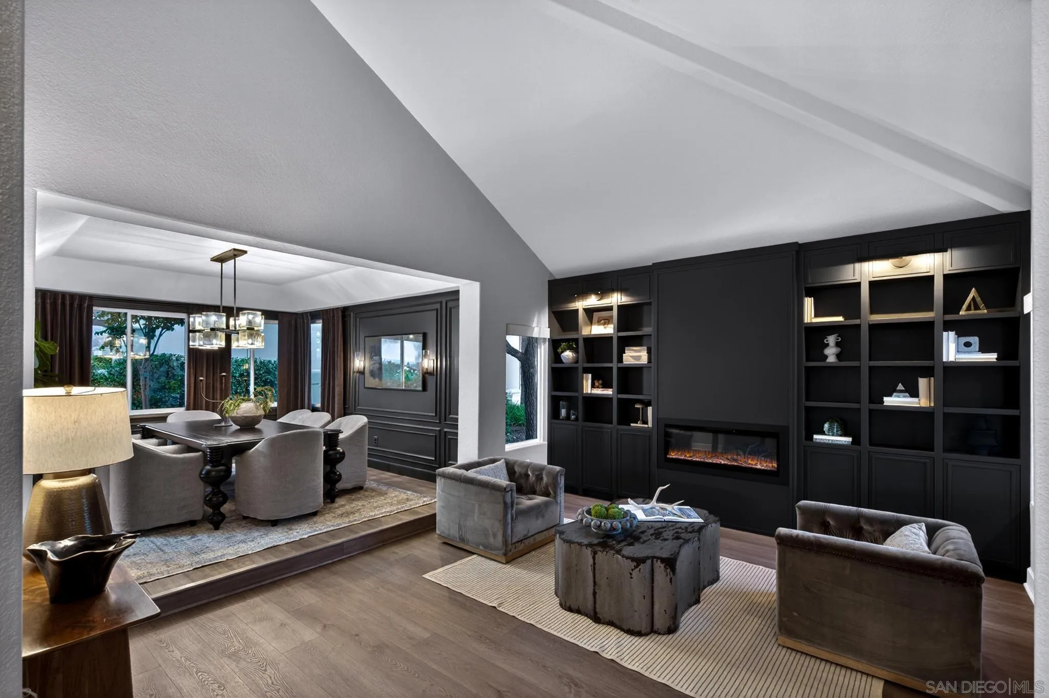 12262 Avenida Consentido