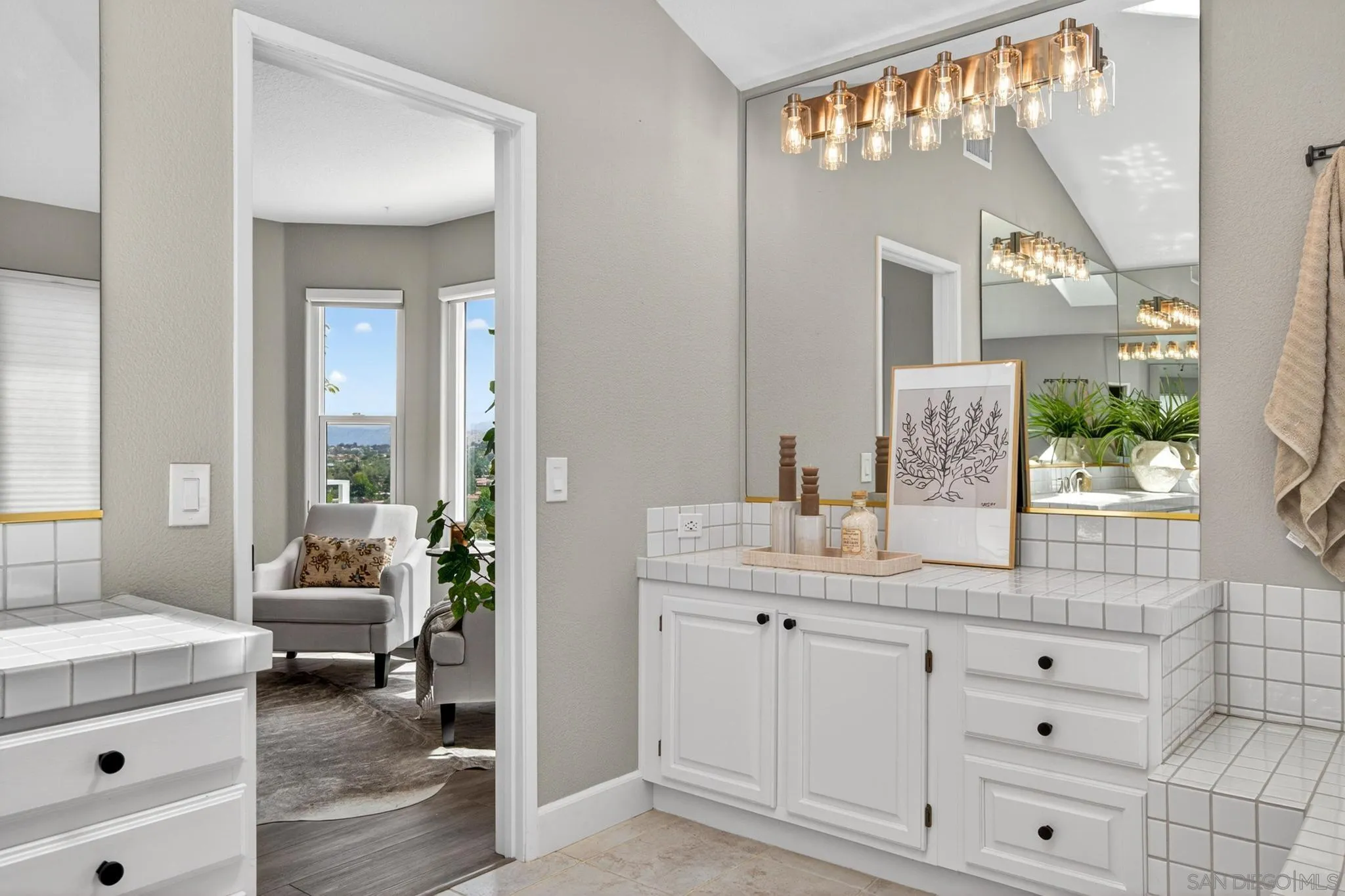 12262 Avenida Consentido