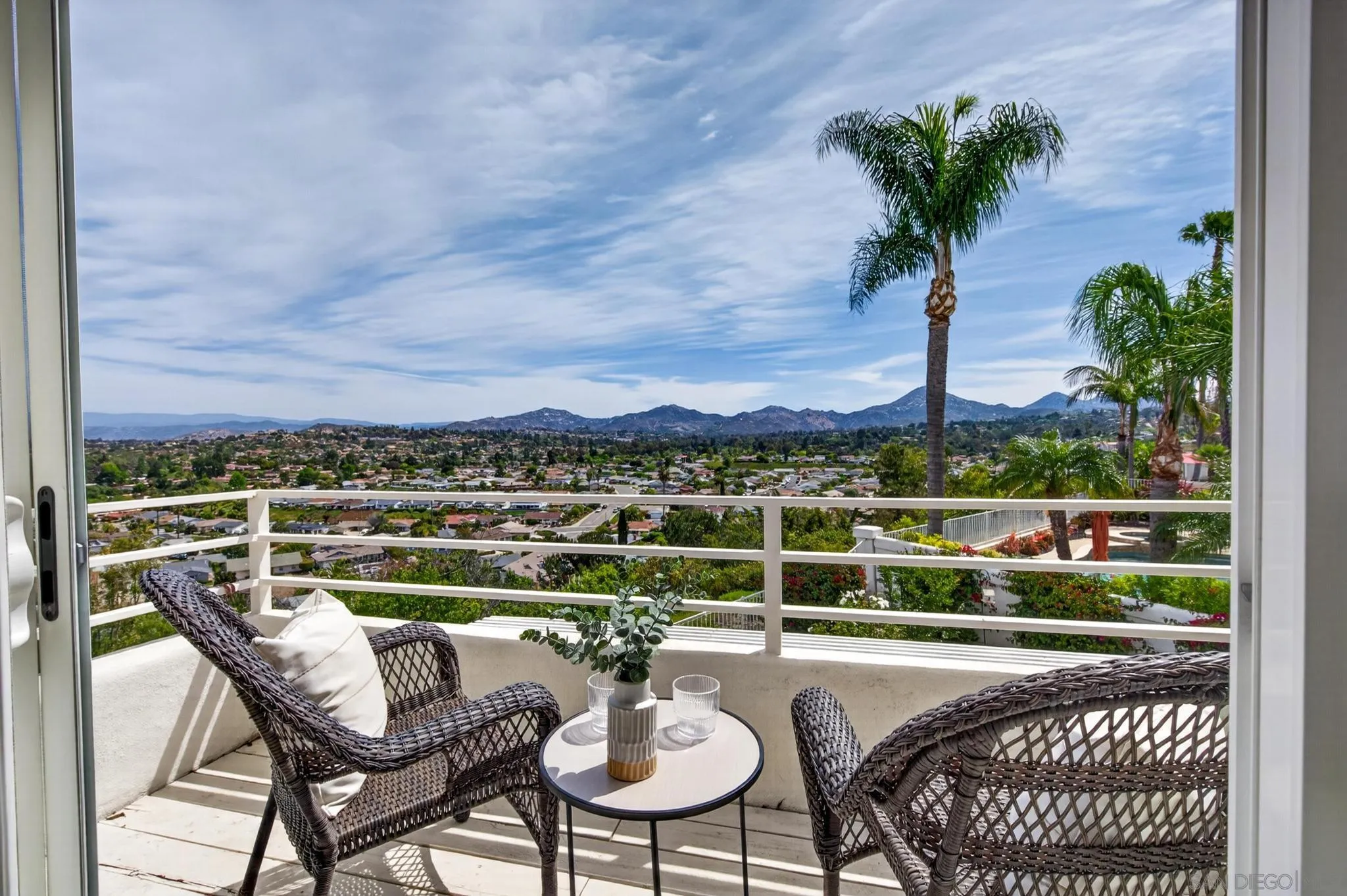 12262 Avenida Consentido