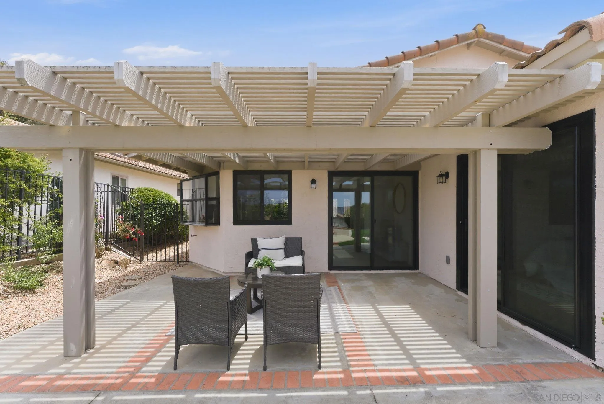 18228 Corte De Casares