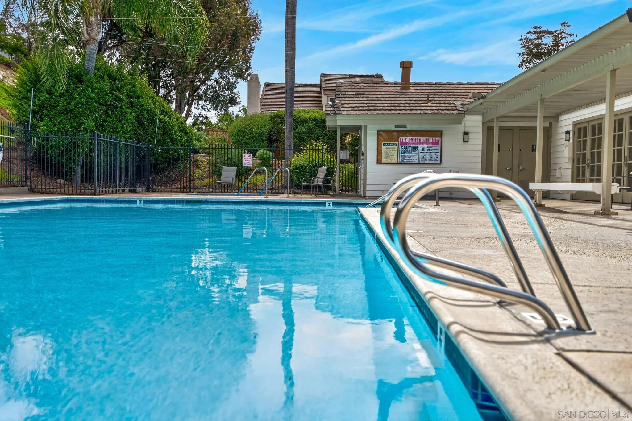 1272 Lancer Glen