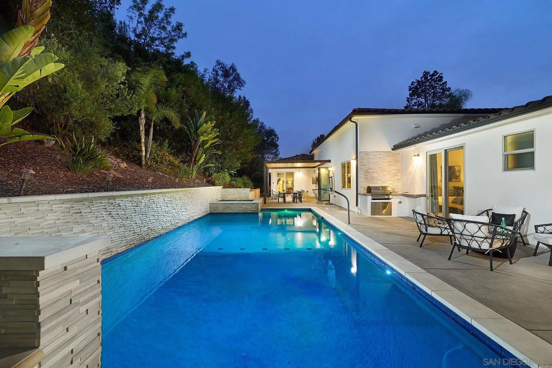 18375 Bernardo Trails Ct