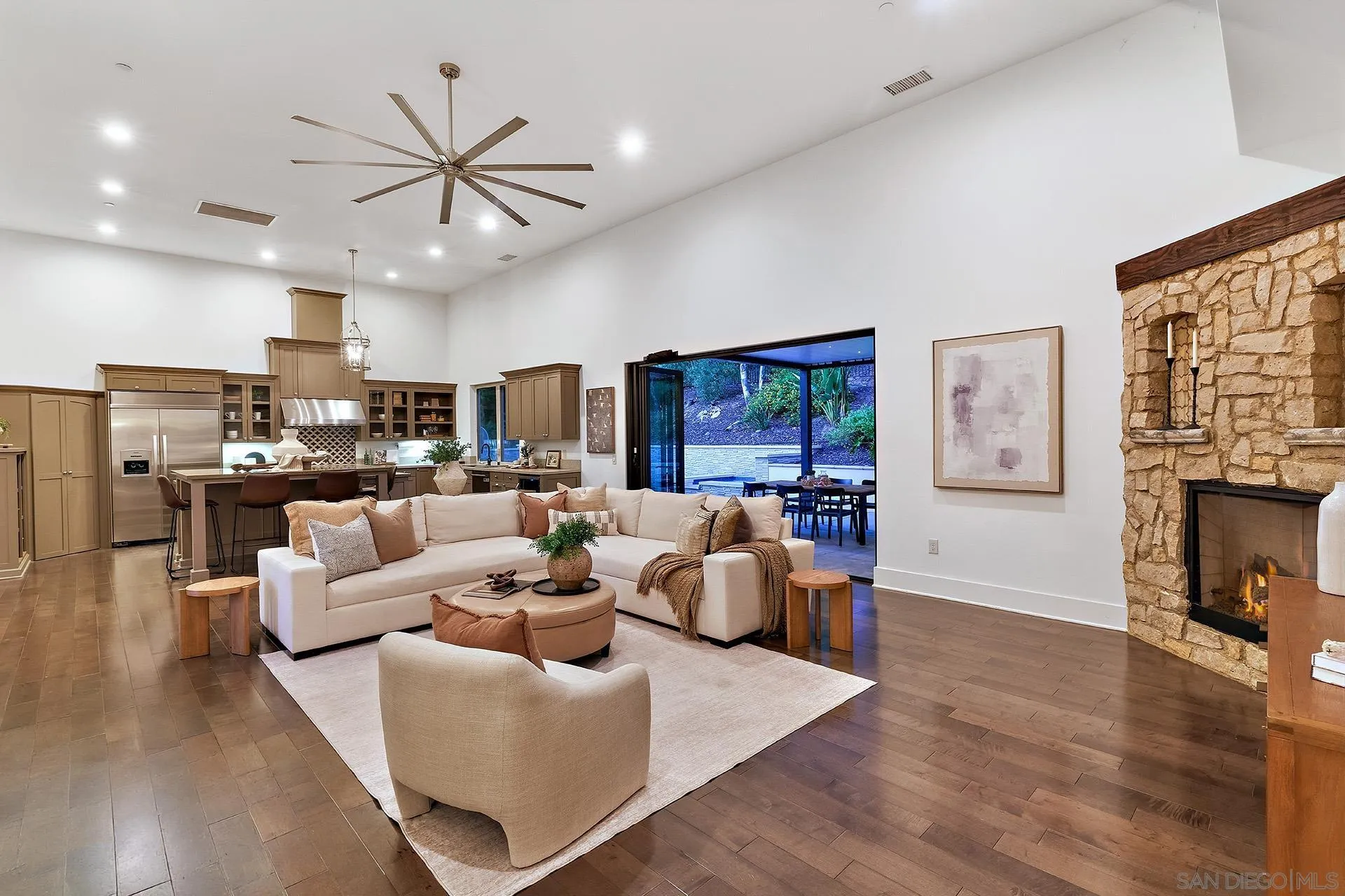 18375 Bernardo Trails Ct