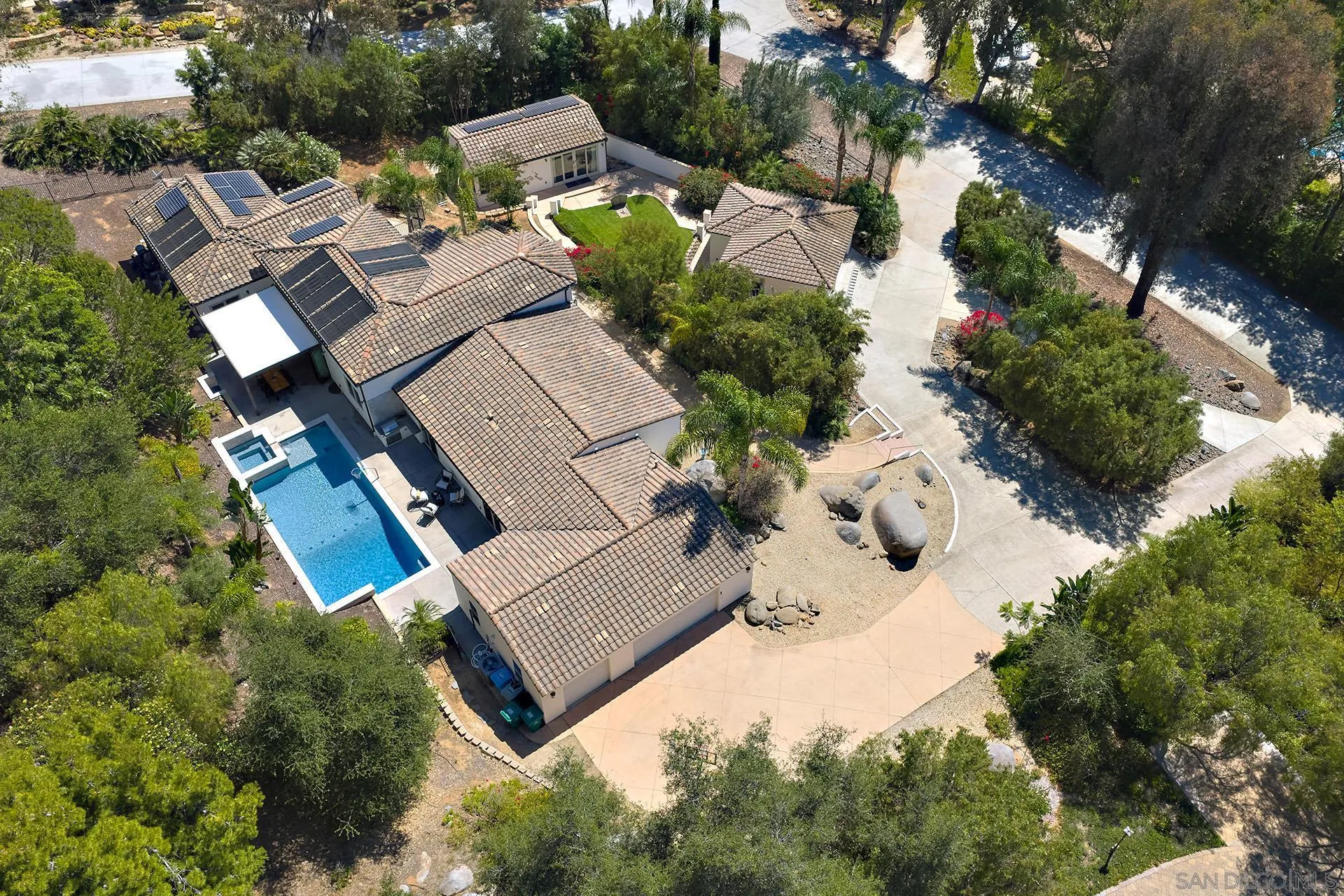 18375 Bernardo Trails Ct