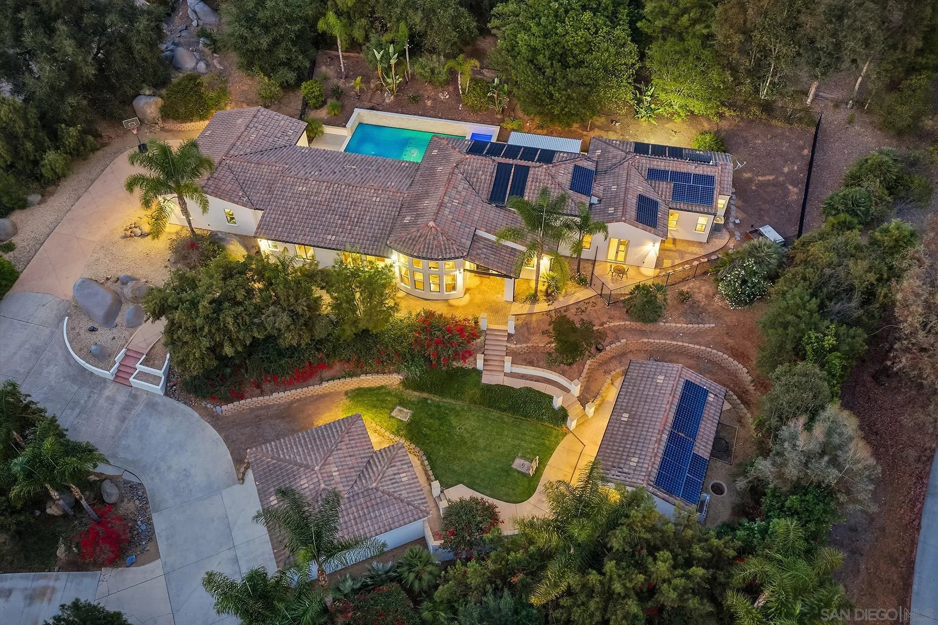 18375 Bernardo Trails Ct
