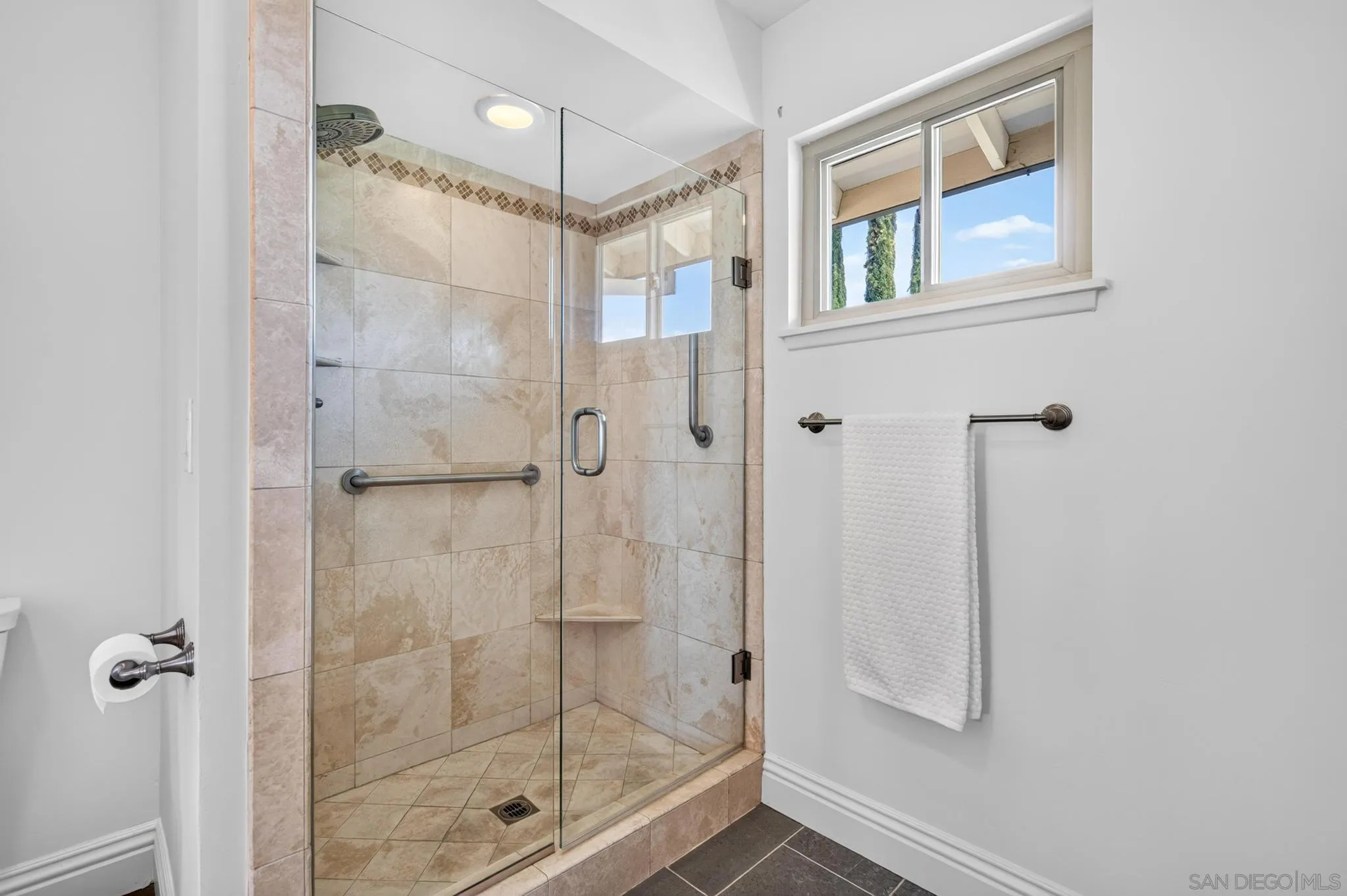 17287 Regalo Ln