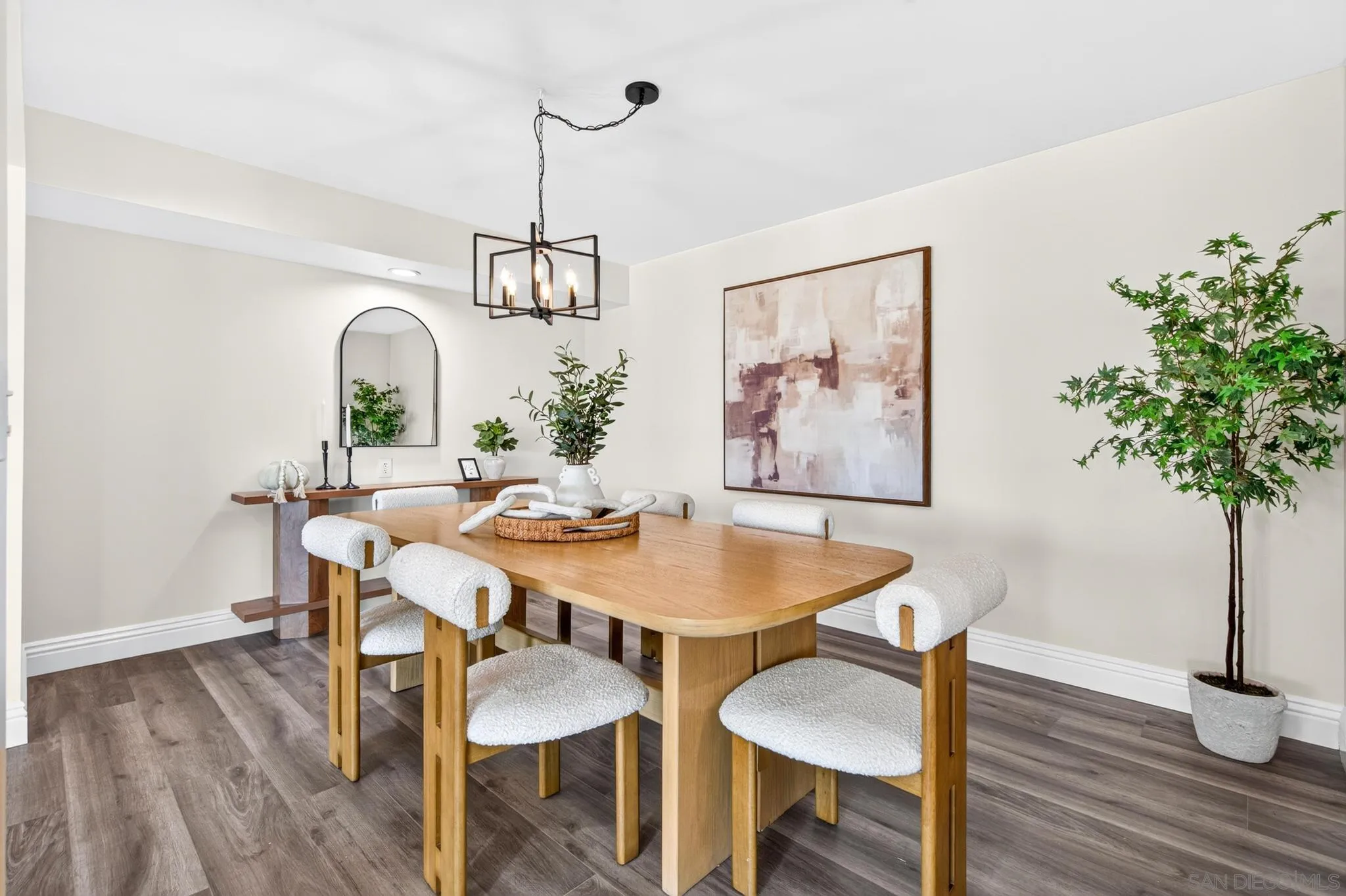 17287 Regalo Ln