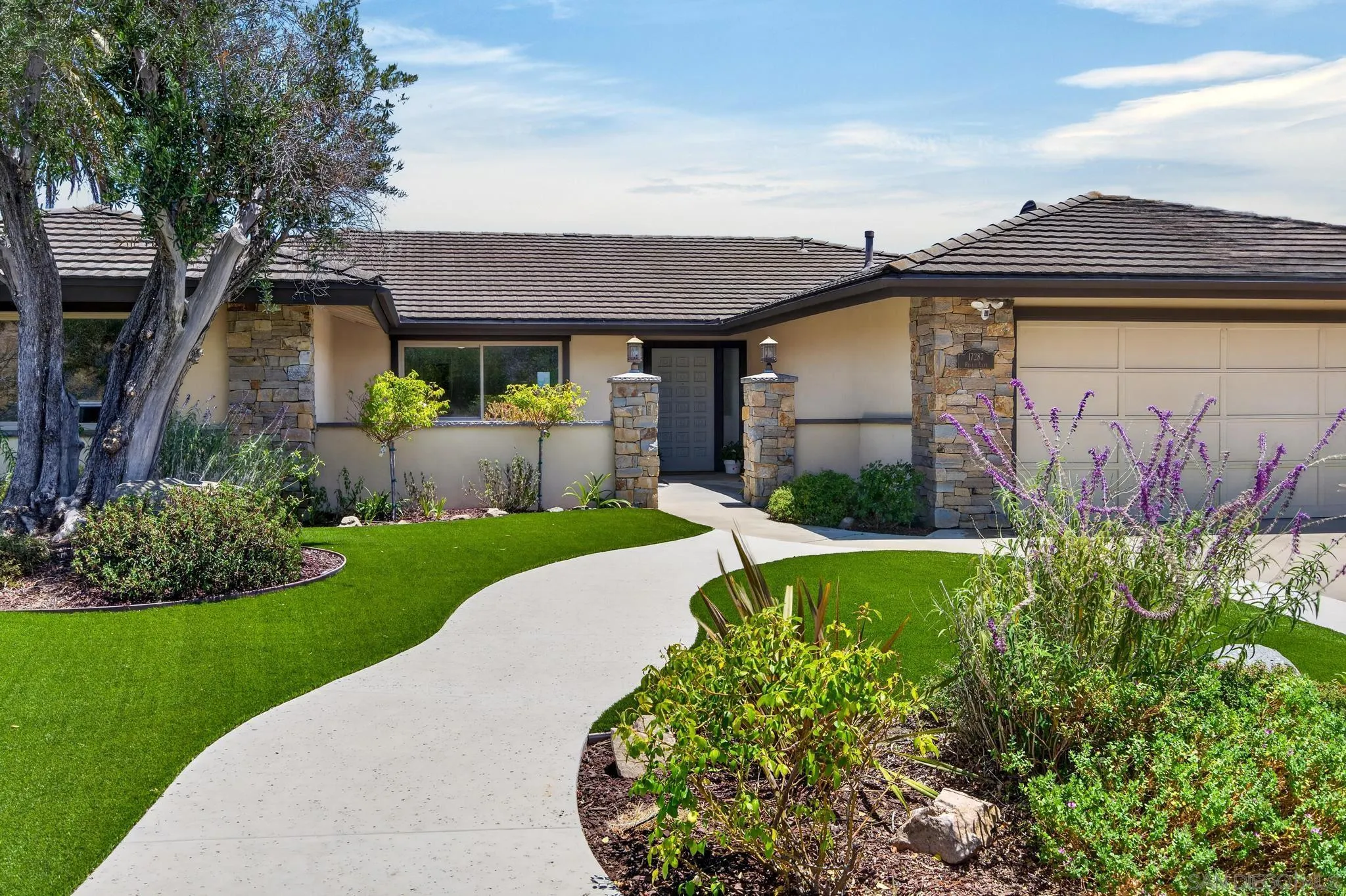 17287 Regalo Ln