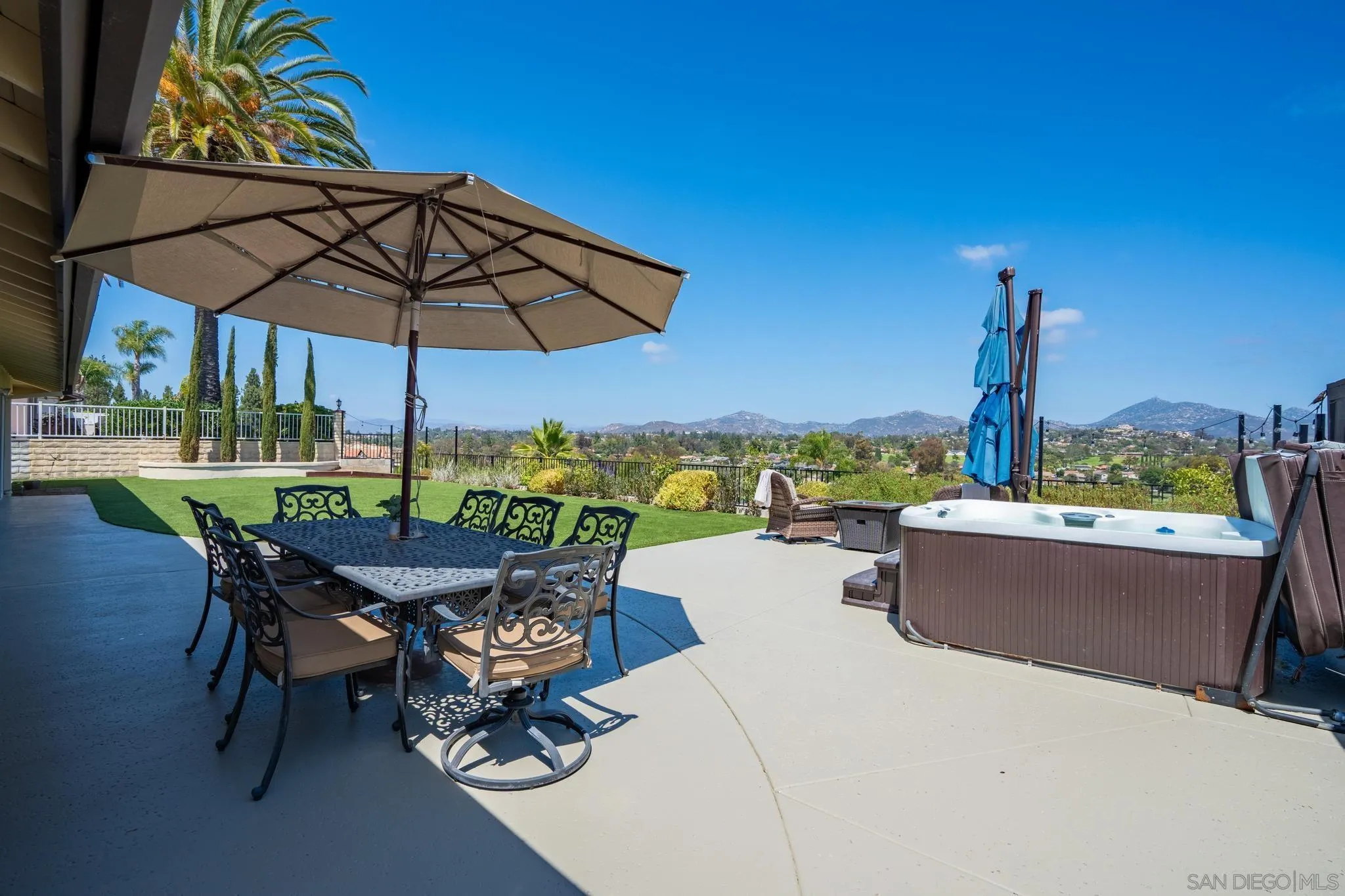 17287 Regalo Ln