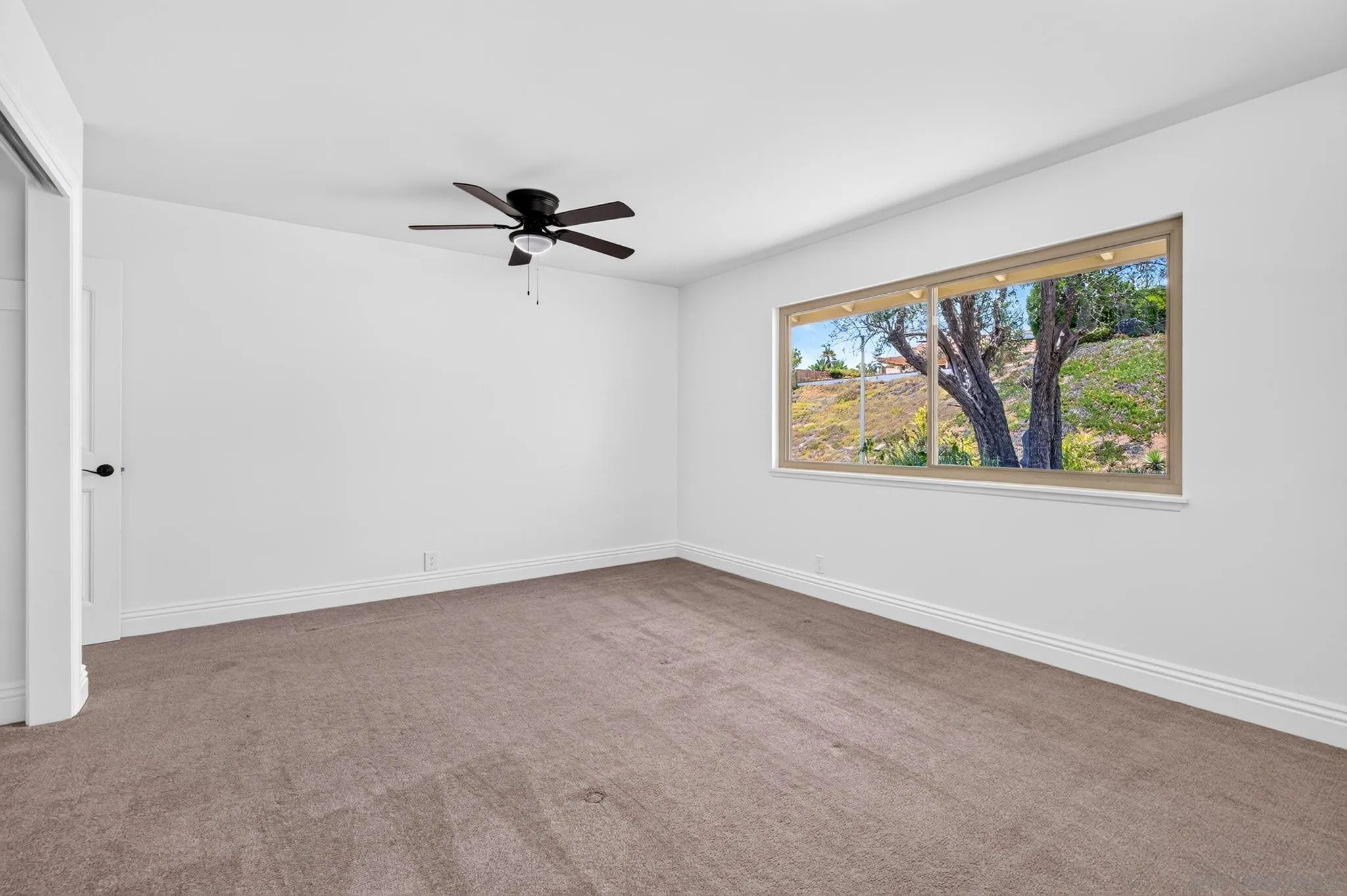 17287 Regalo Ln