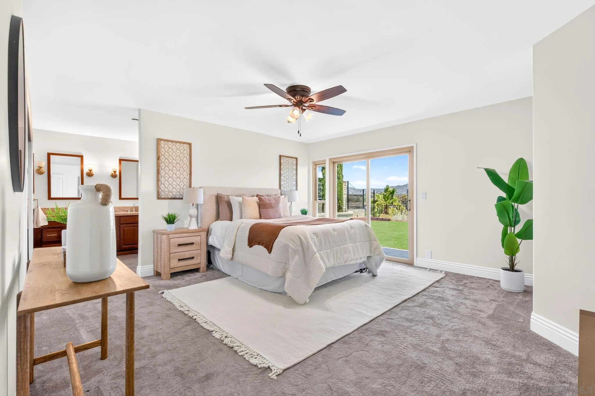 17287 Regalo Ln