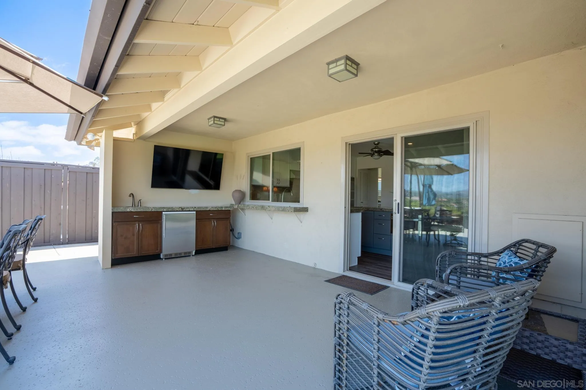 17287 Regalo Ln