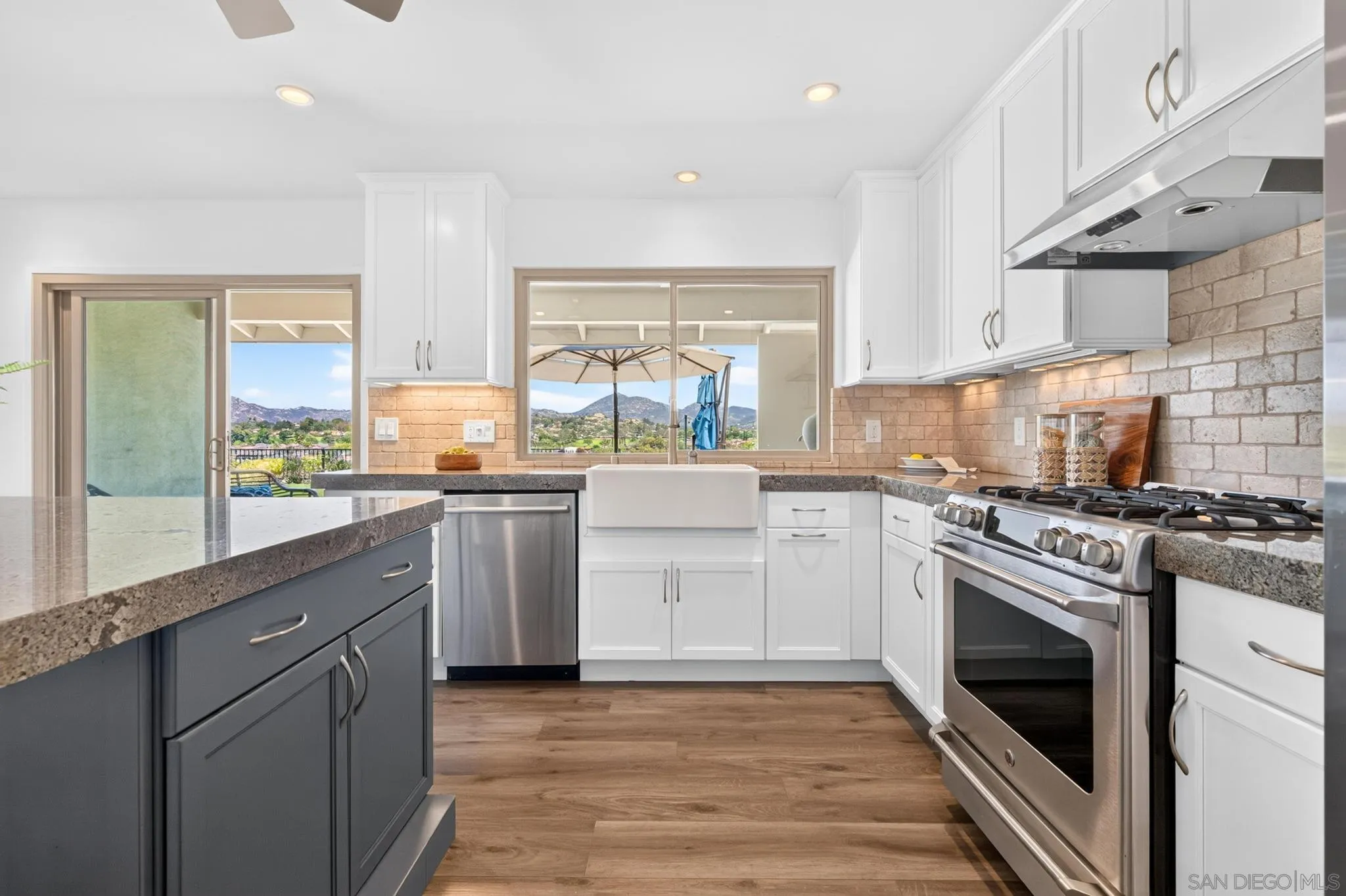 17287 Regalo Ln