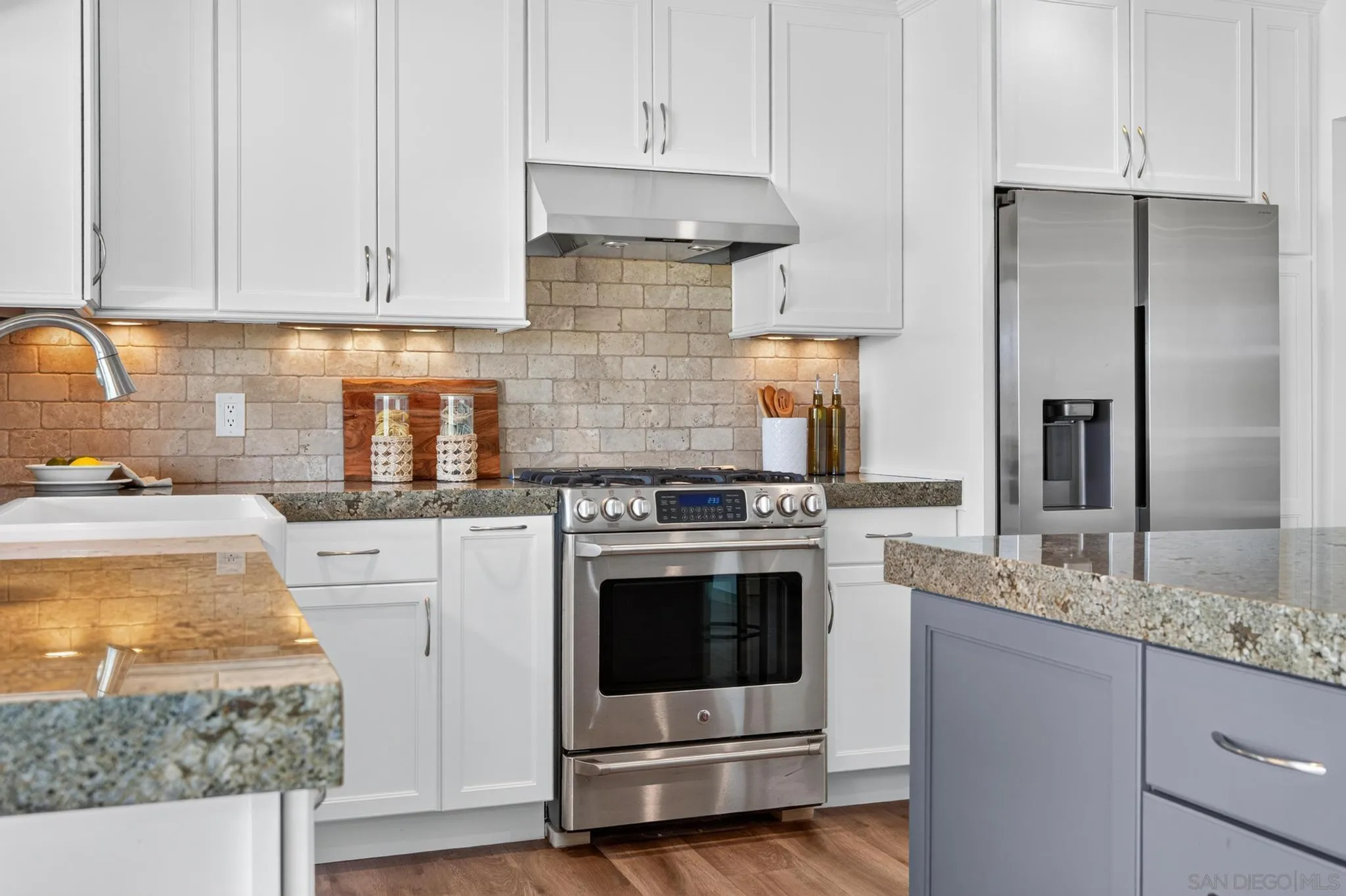 17287 Regalo Ln