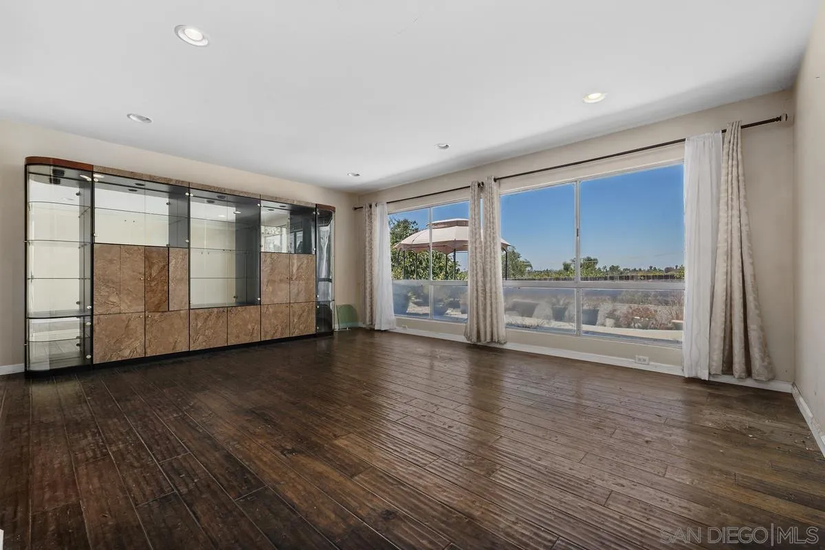 6232 Lake Athabaska Pl
