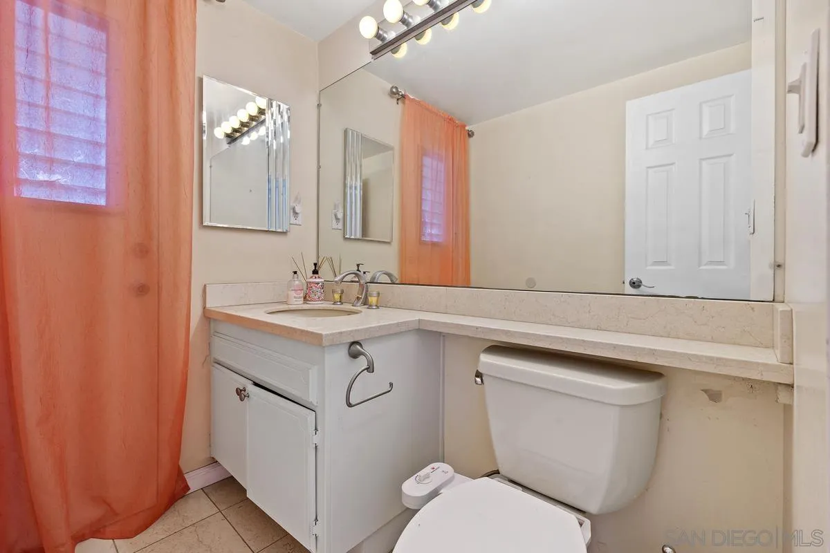 6232 Lake Athabaska Pl