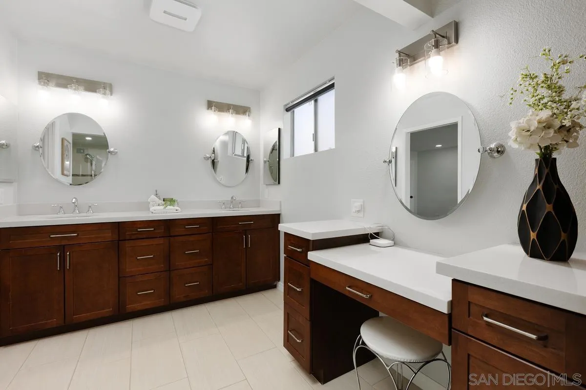 12262 Ranch House