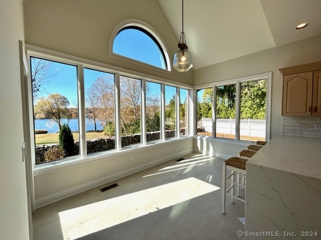 28 Weston Road