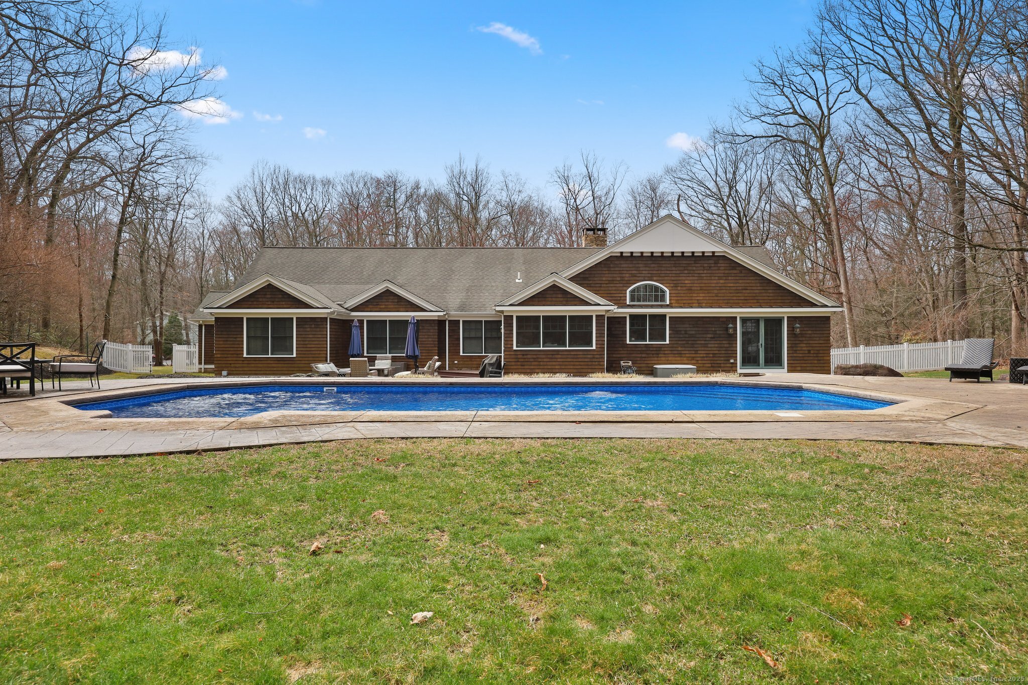 17 Tannery Lane North