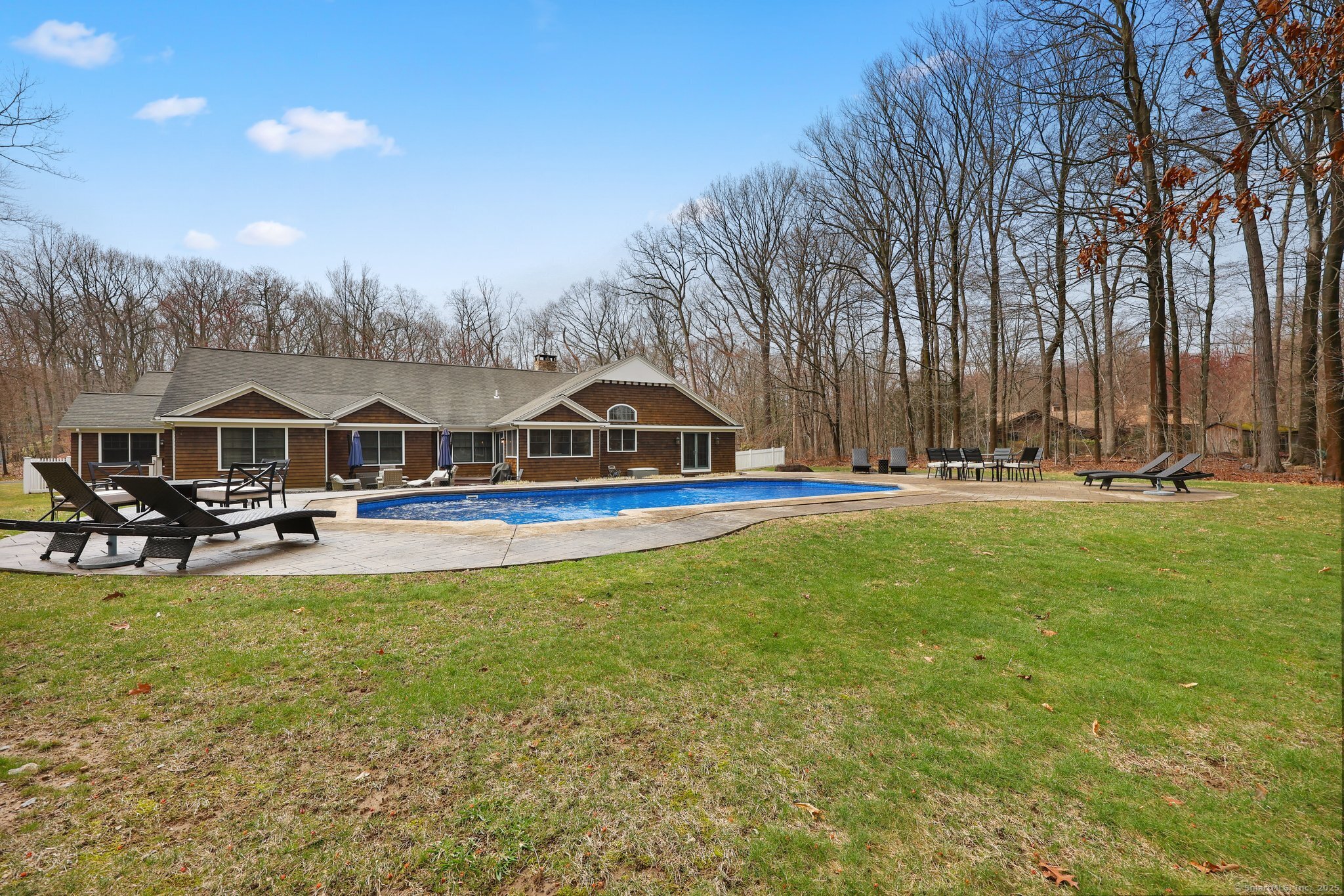 17 Tannery Lane North