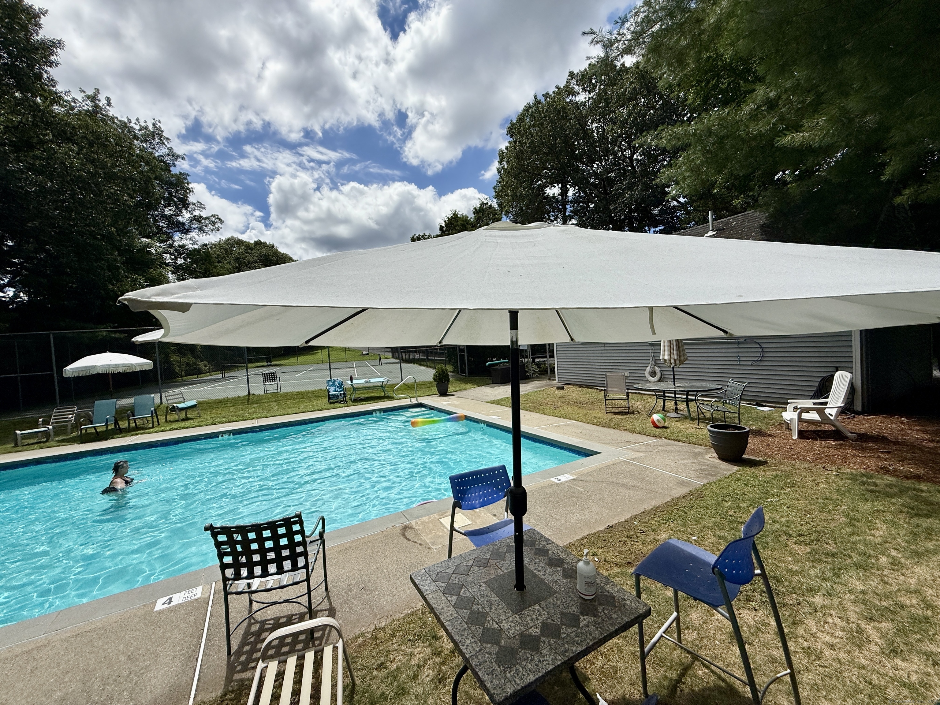 92 Wilton Crest