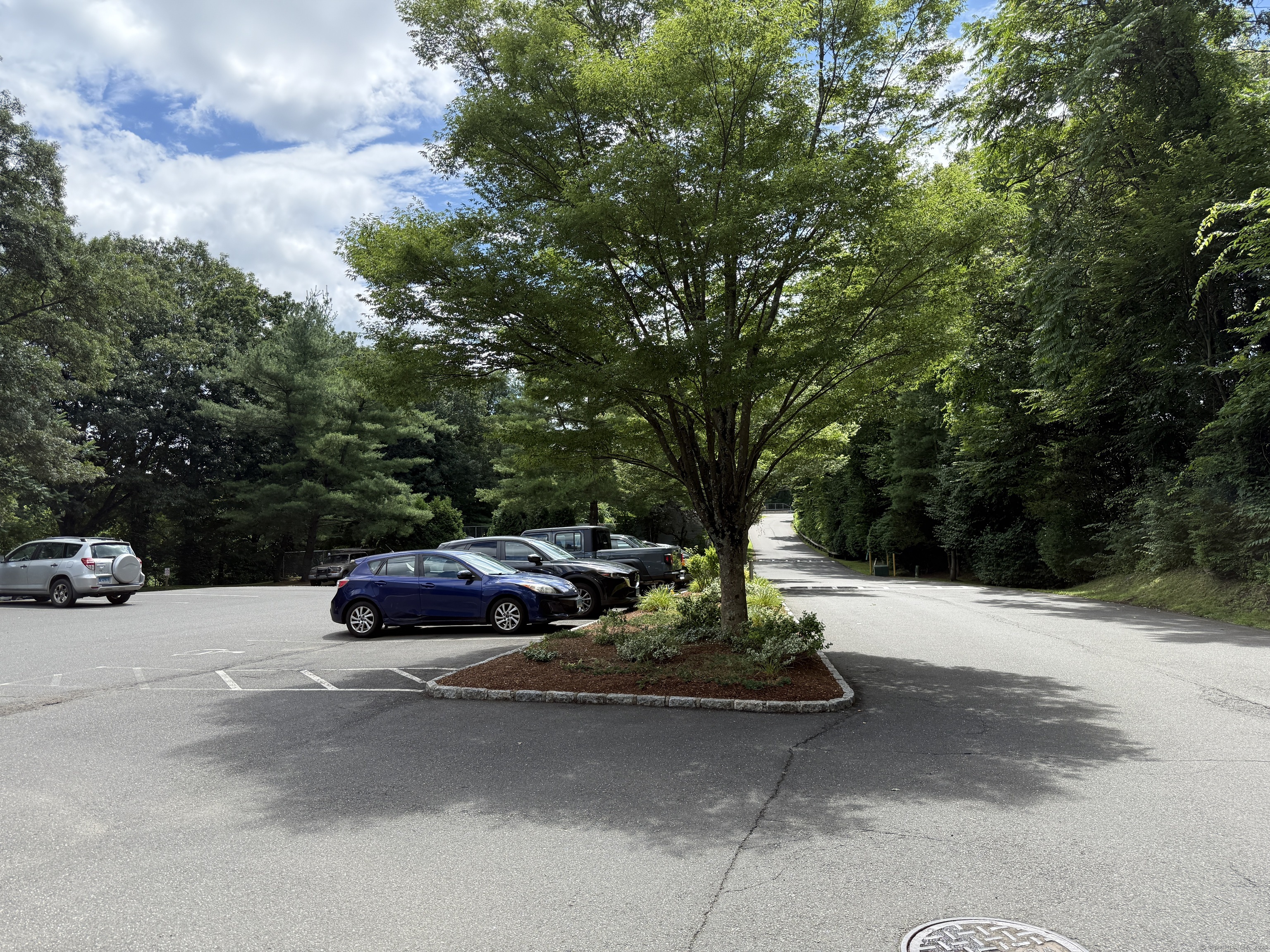 92 Wilton Crest