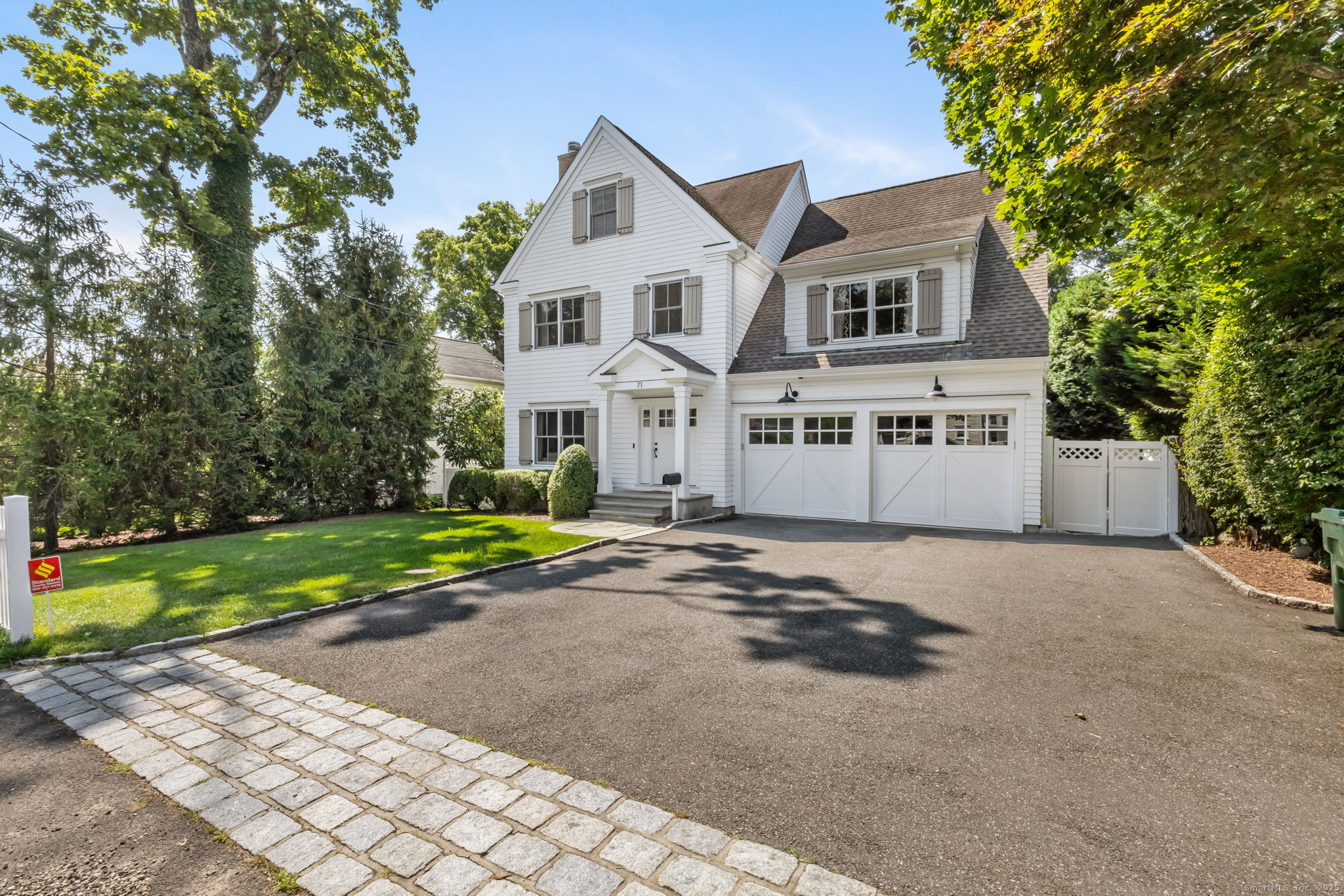 71 West Avenue
