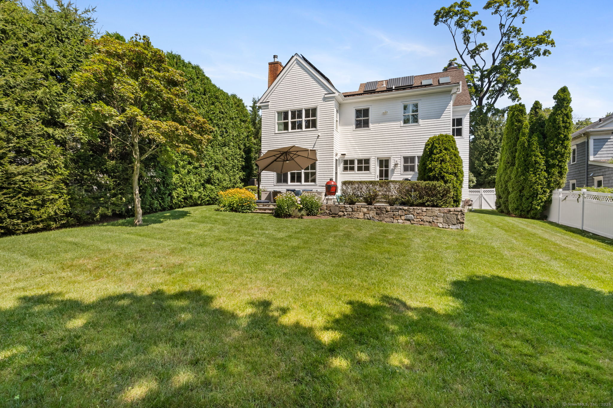 71 West Avenue