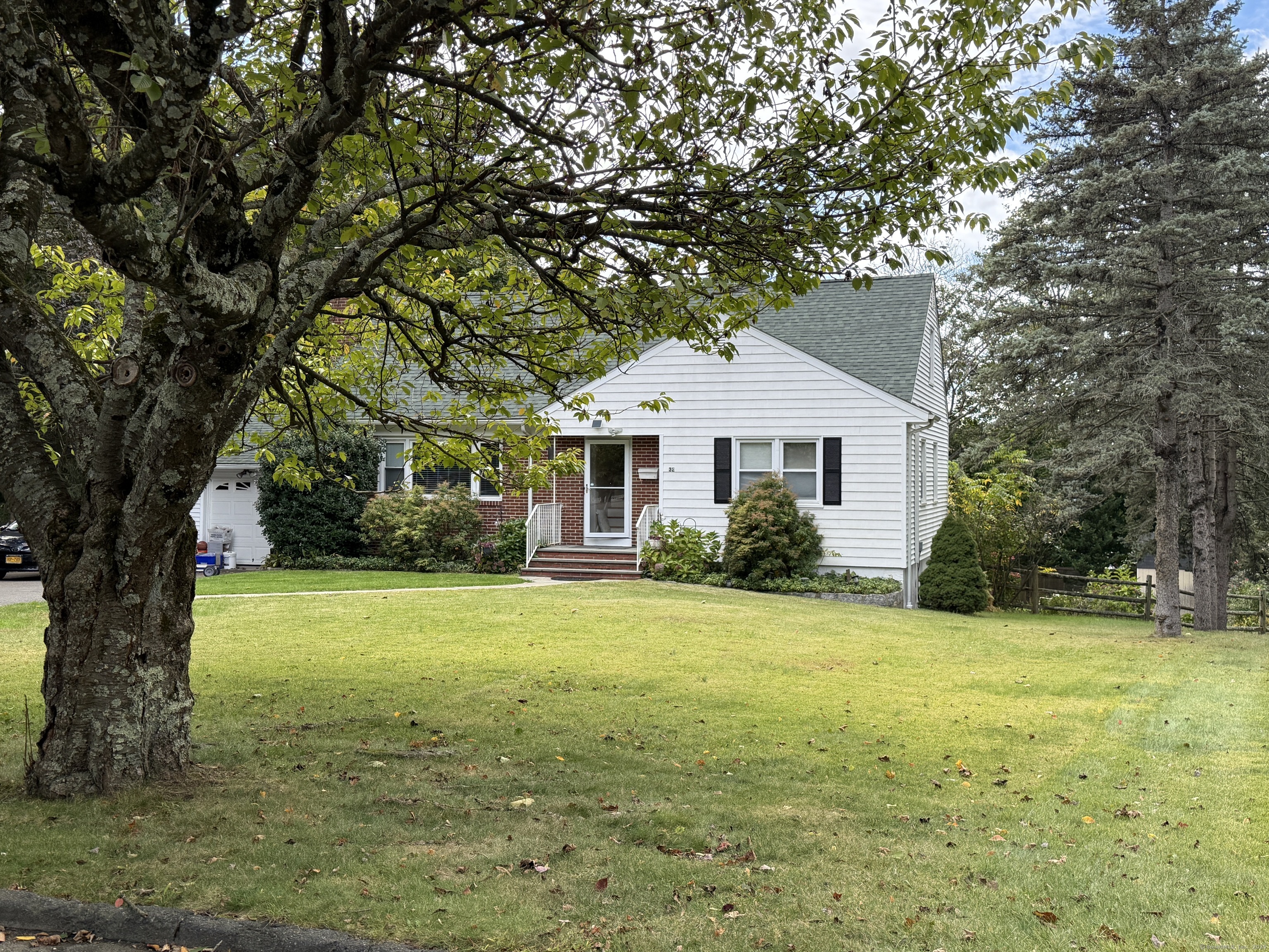 32 Locust Lane