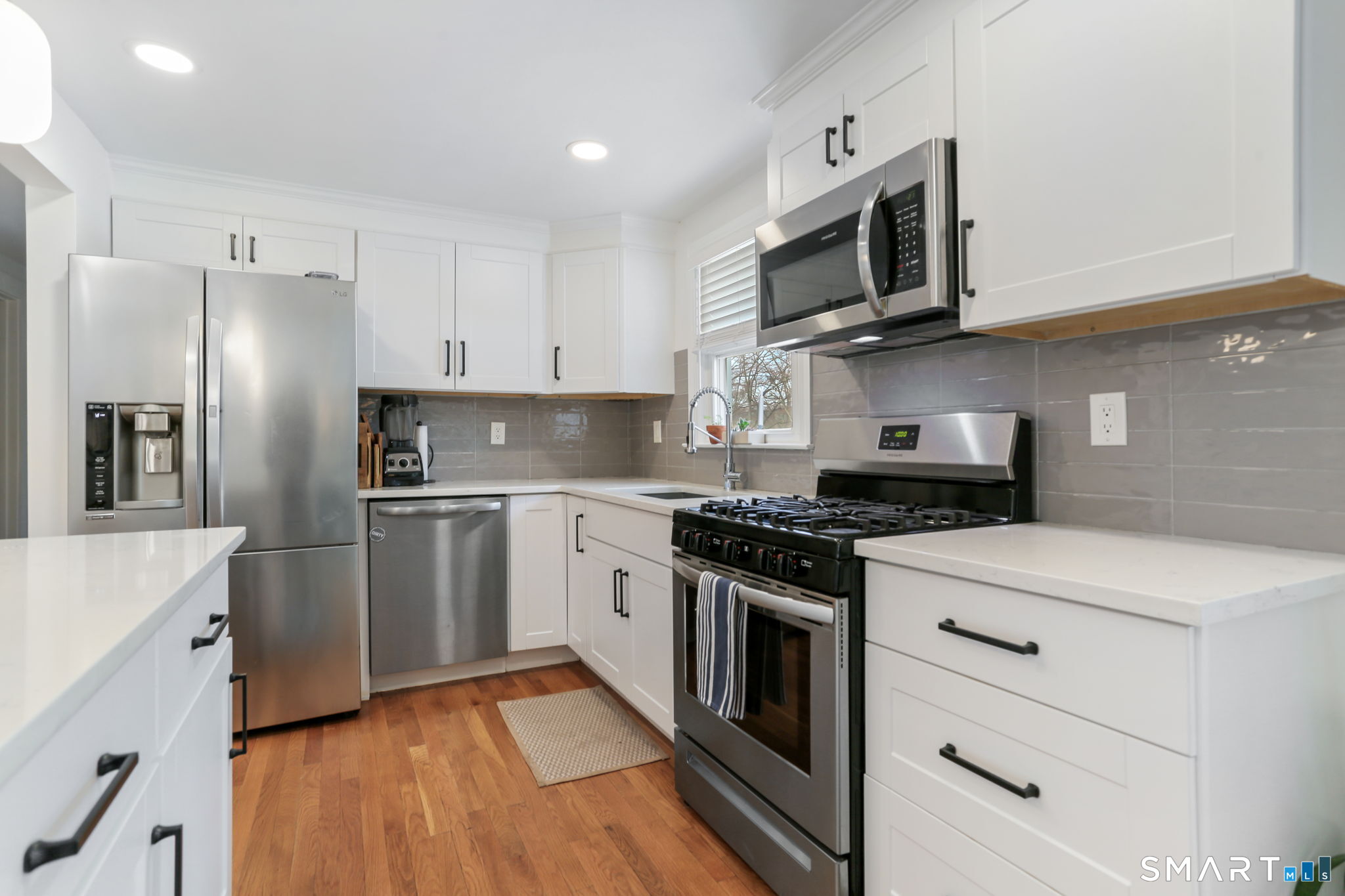 1353 Mill Plain Road